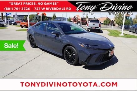 2025 Toyota Camry SE Sedan