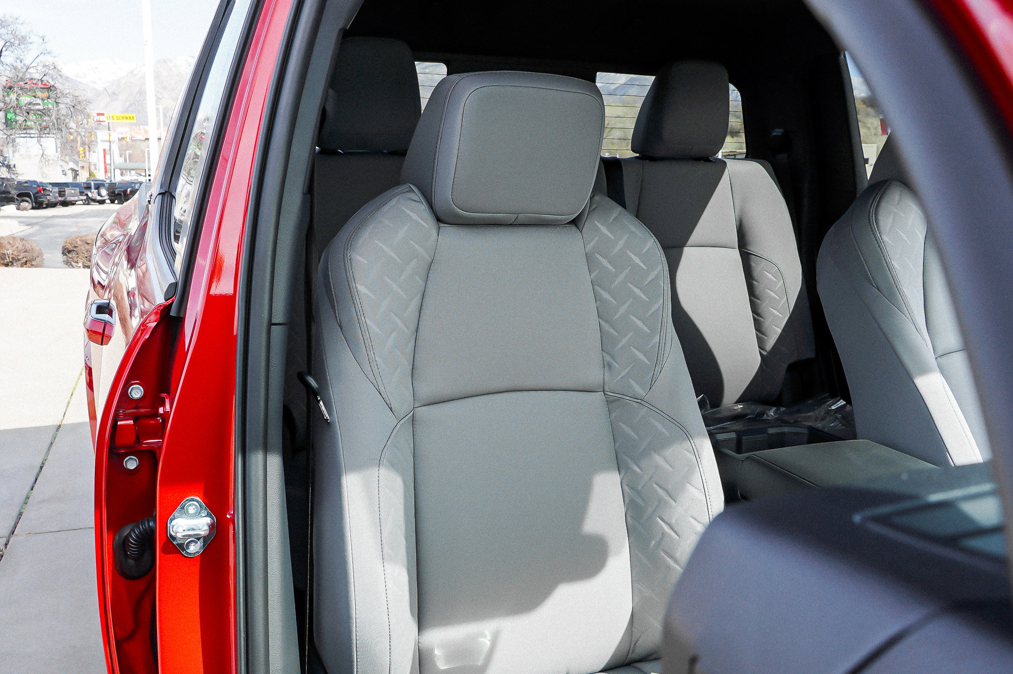 2026 Toyota Tacoma SR5 - Photo 24