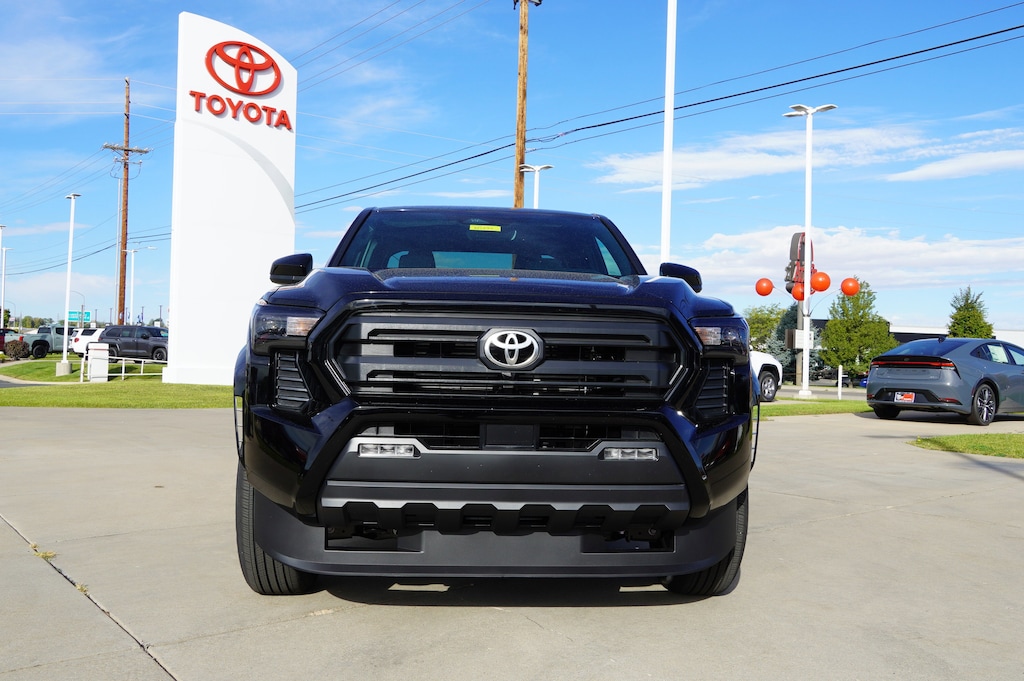 New 2025 Toyota Tacoma SR5 Truck Double Cab
