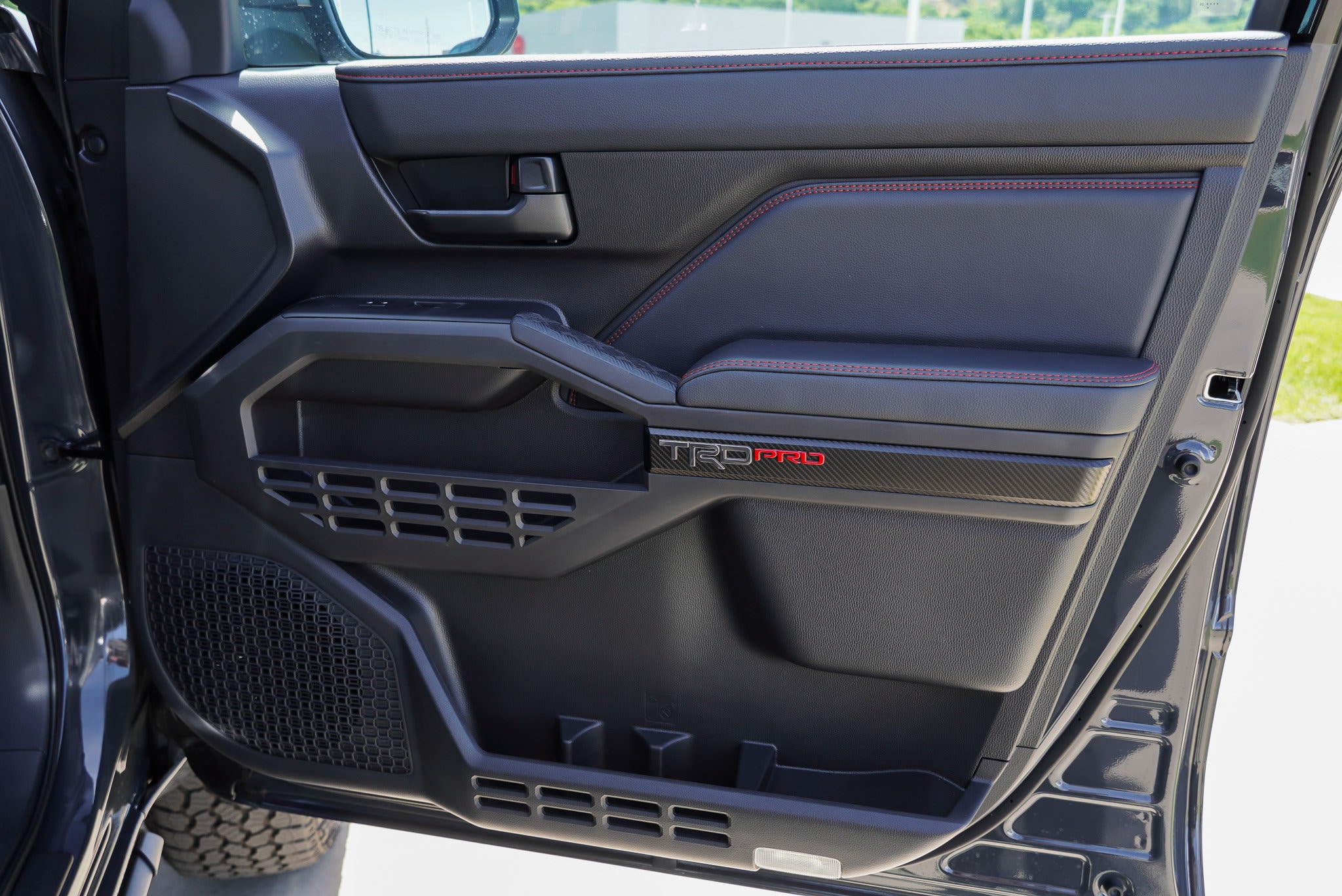 2026 Toyota Tacoma TRD Pro - Photo 30