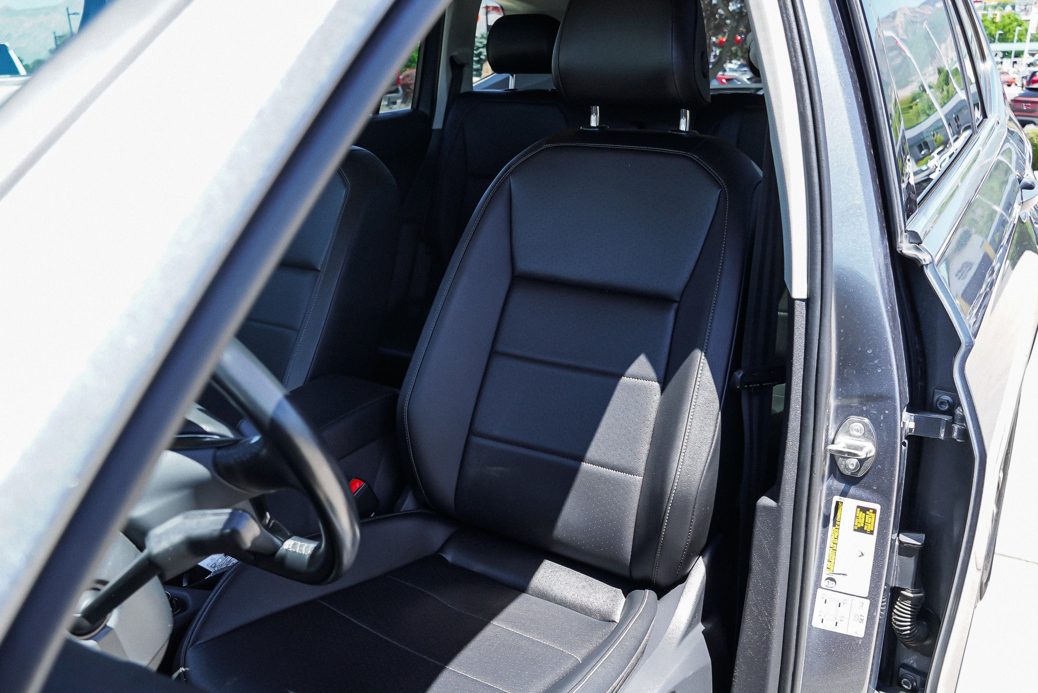 2019 Volkswagen Tiguan SE - Photo 16