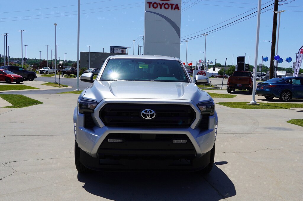 New 2025 Toyota Tacoma SR5 Truck Double Cab