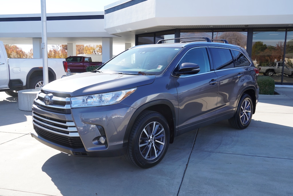 Used 2018 Toyota Highlander XLE SUV