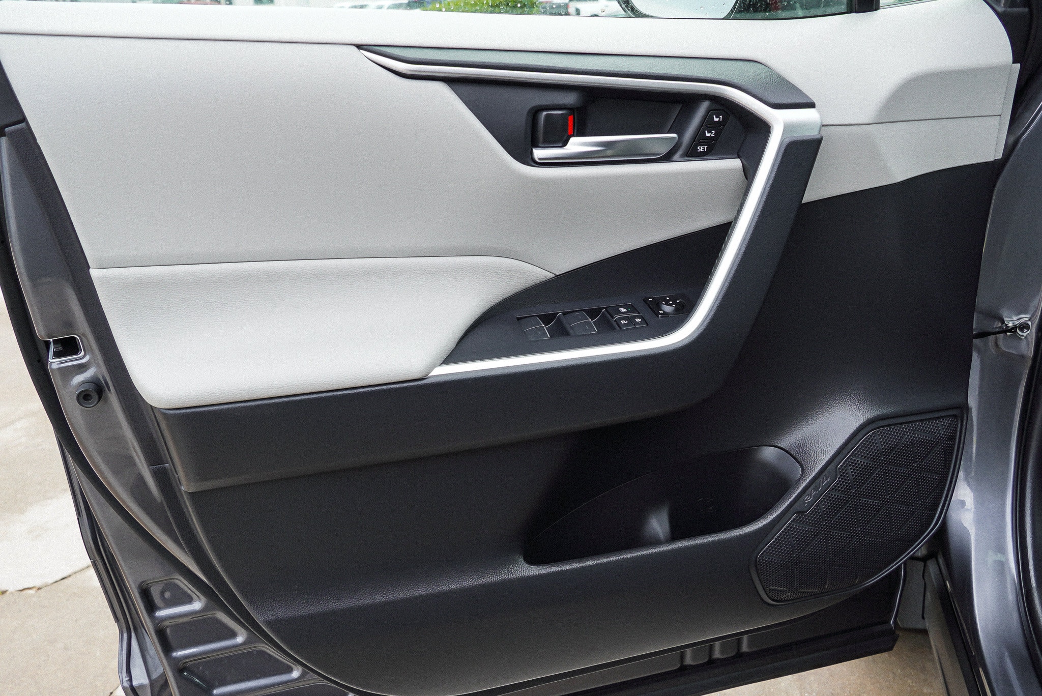 2023 Toyota RAV4 XLE Premium - Photo 22