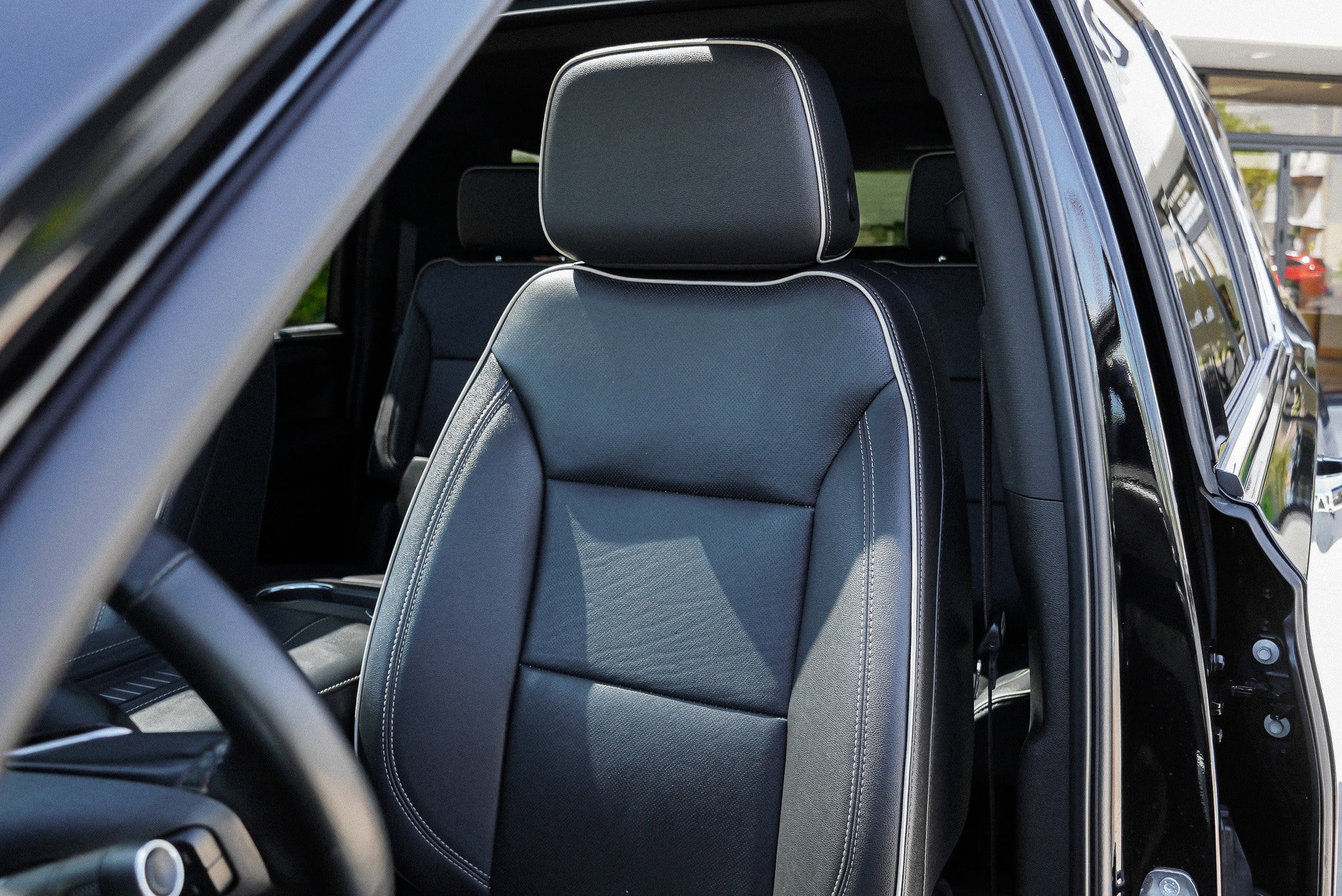2024 GMC Yukon XL SLT - Photo 17