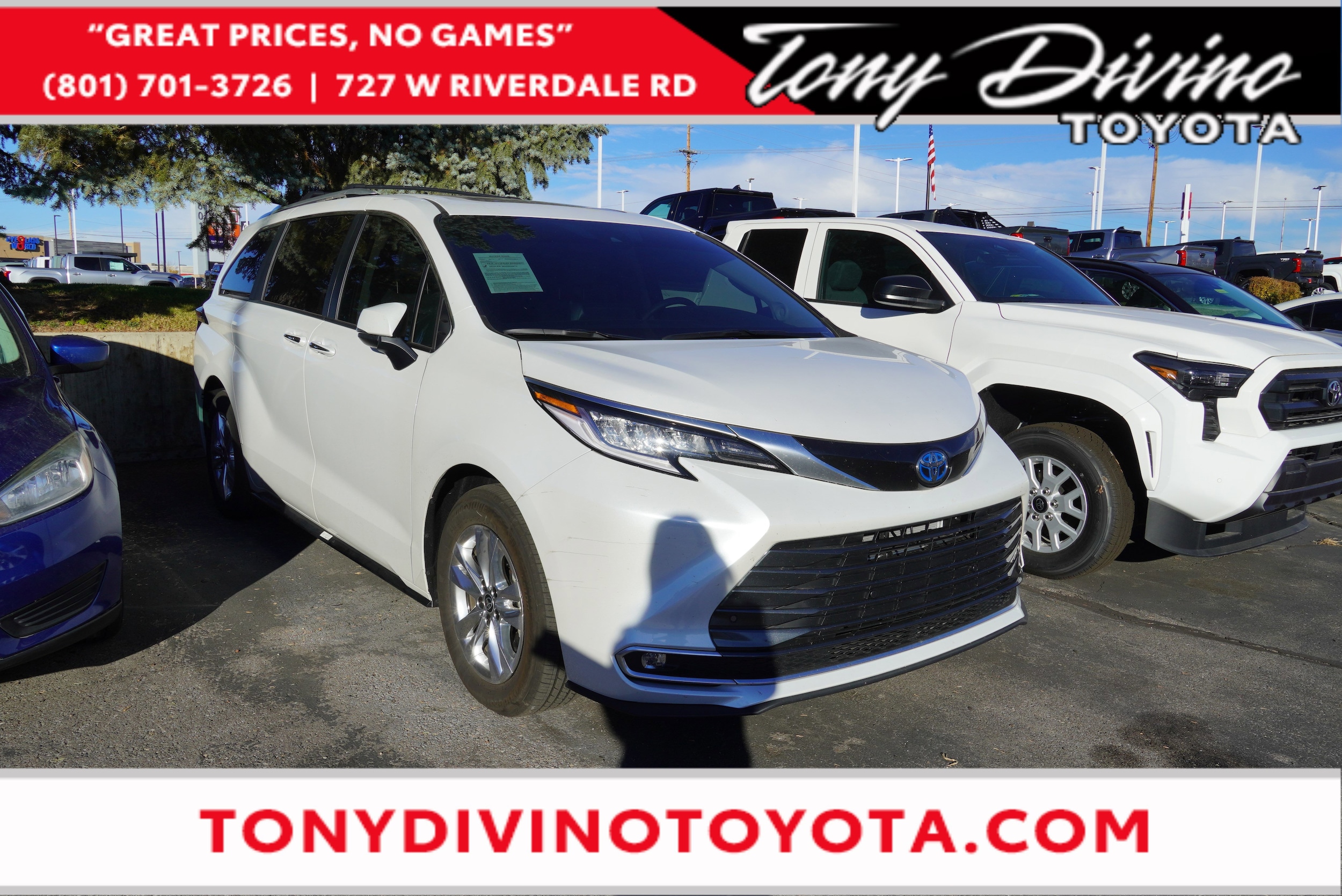 2024 Toyota Sienna Van Passenger Van 