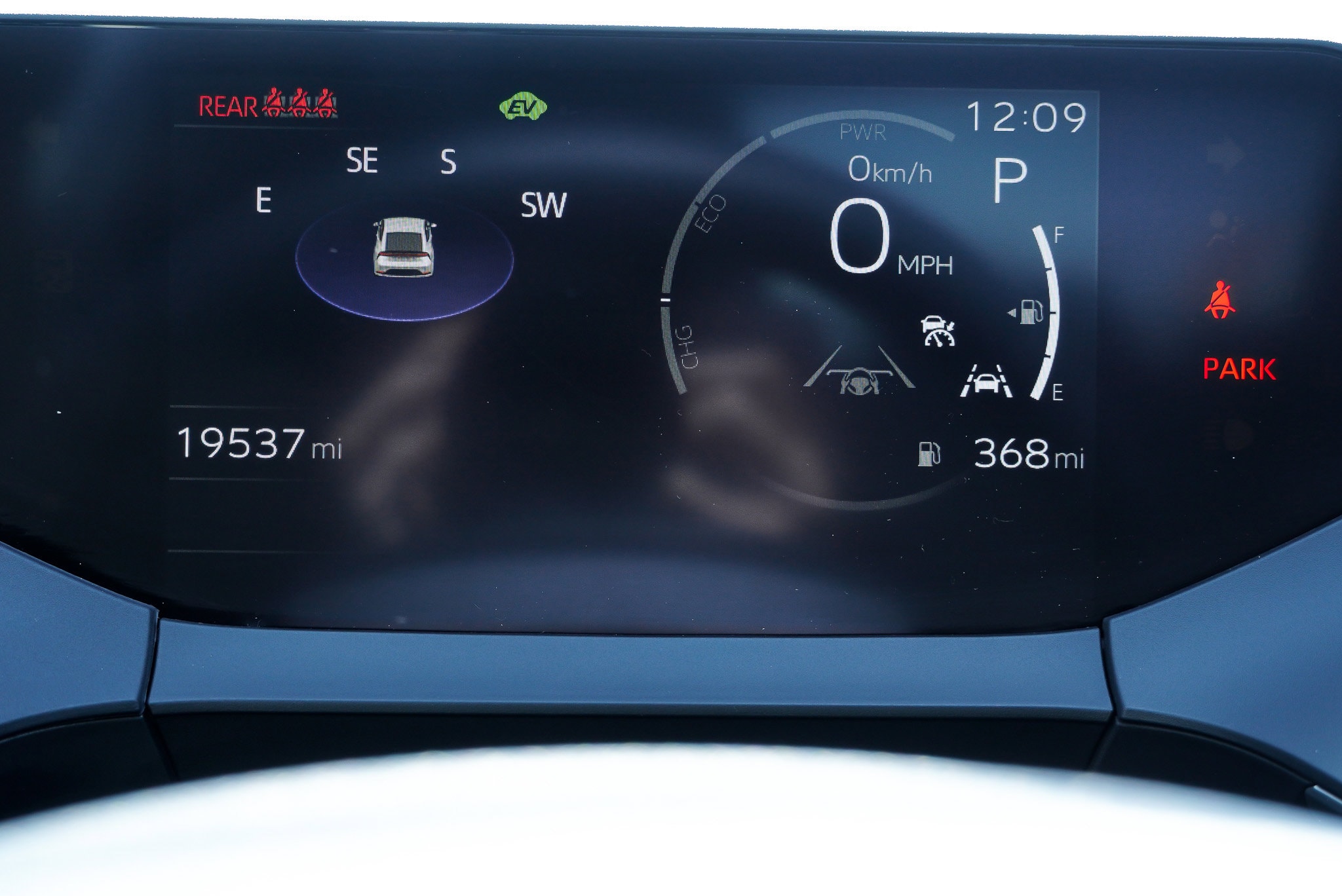 2024 Toyota Prius XLE - Photo 38