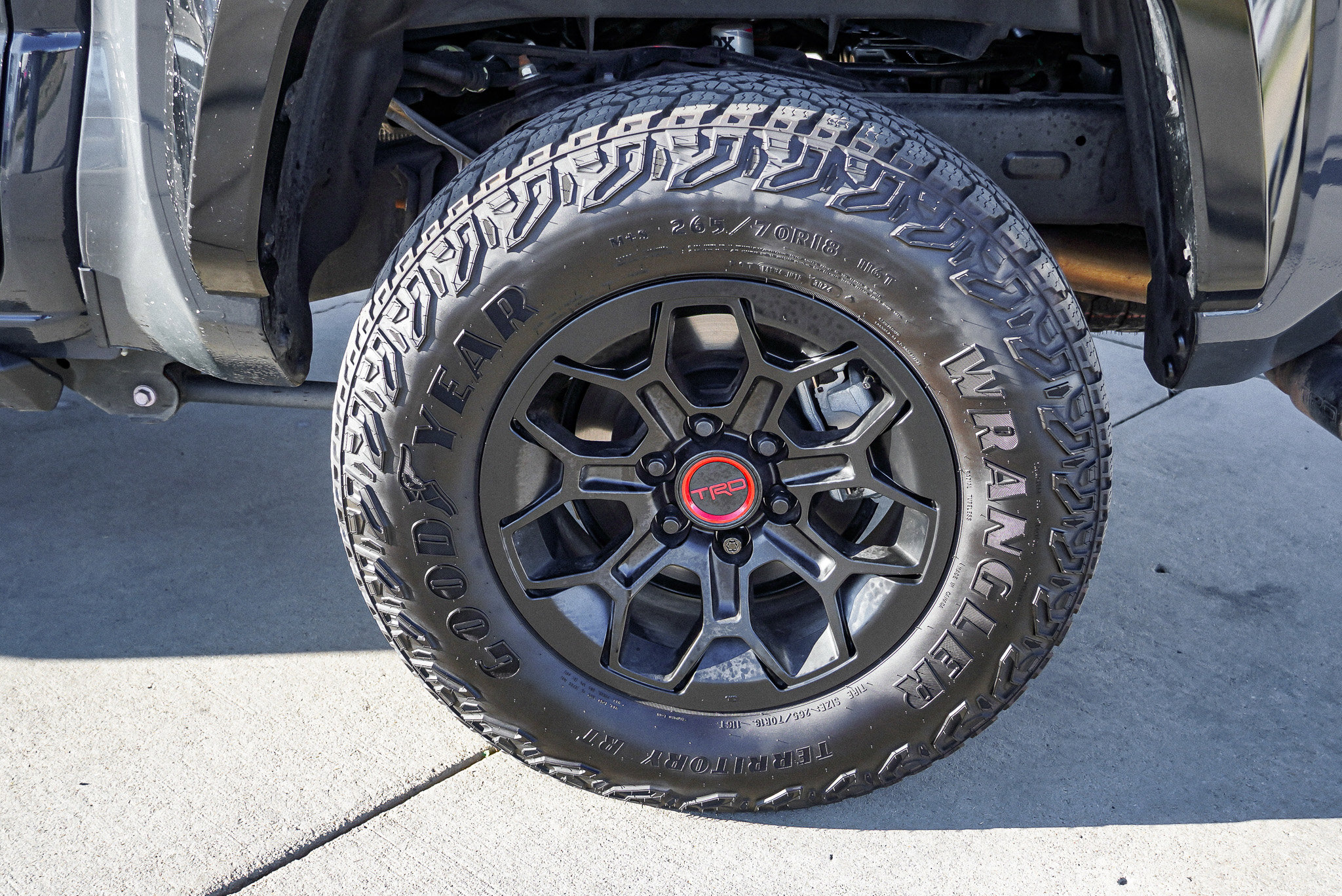 2025 Toyota Tacoma TRD Pro - Photo 13