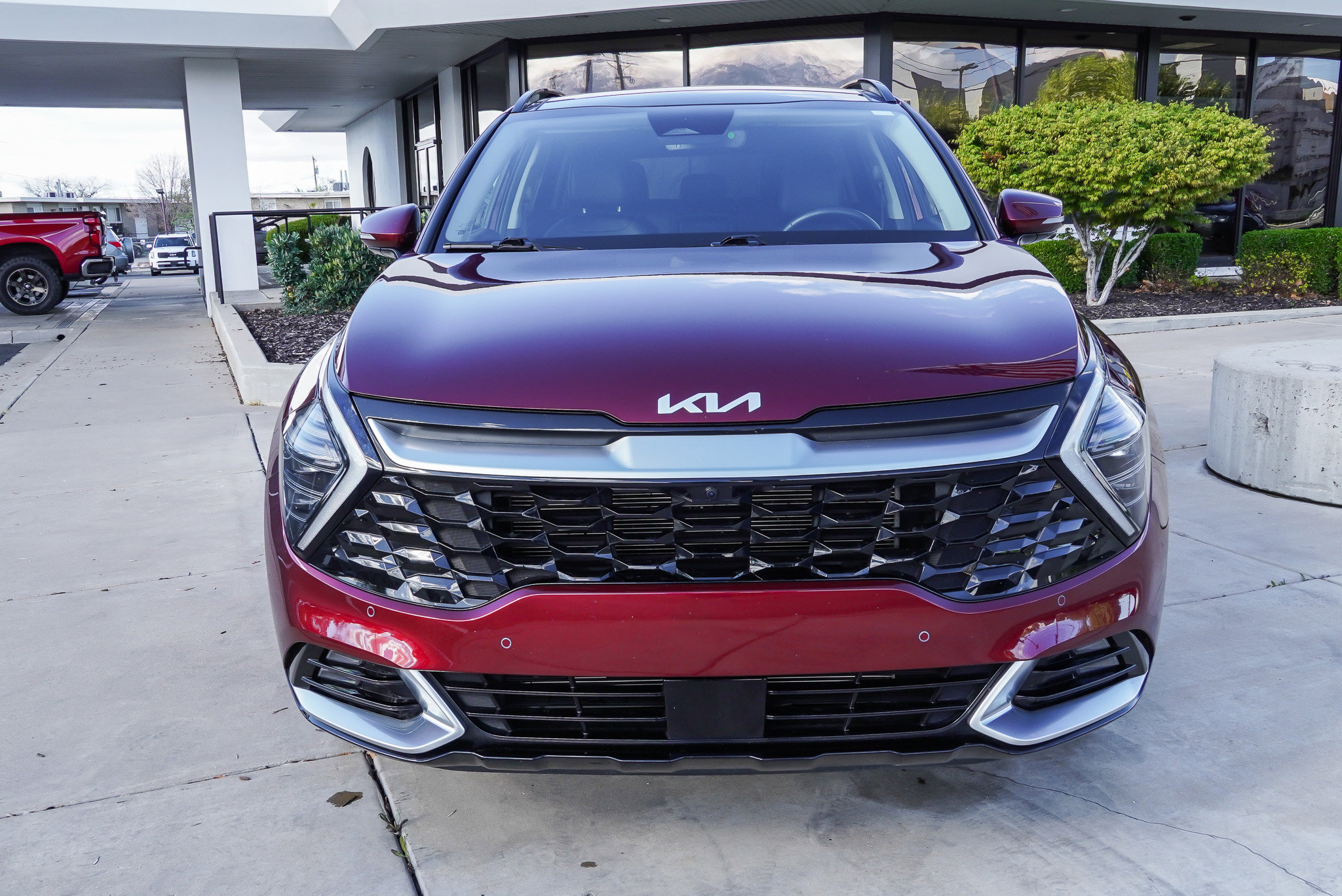 View vehicle photo 3