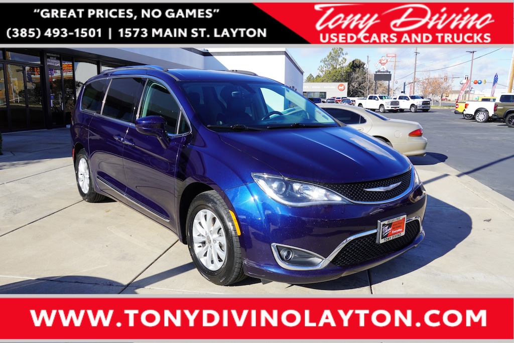 Used 2018 Chrysler Pacifica Touring L Van