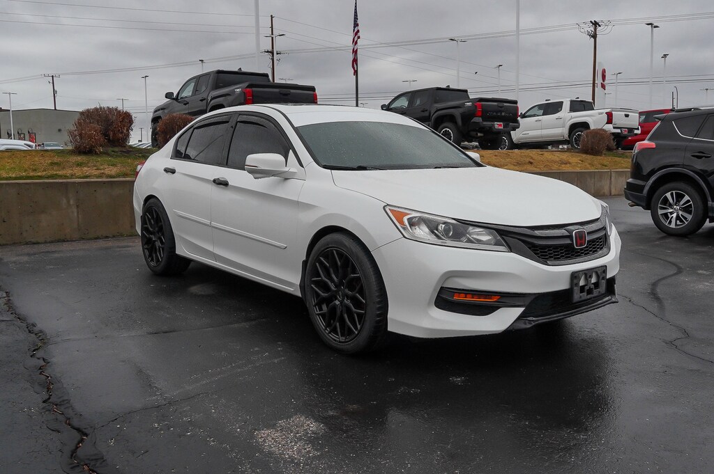 Used 2017 Honda Accord EX-L Sedan