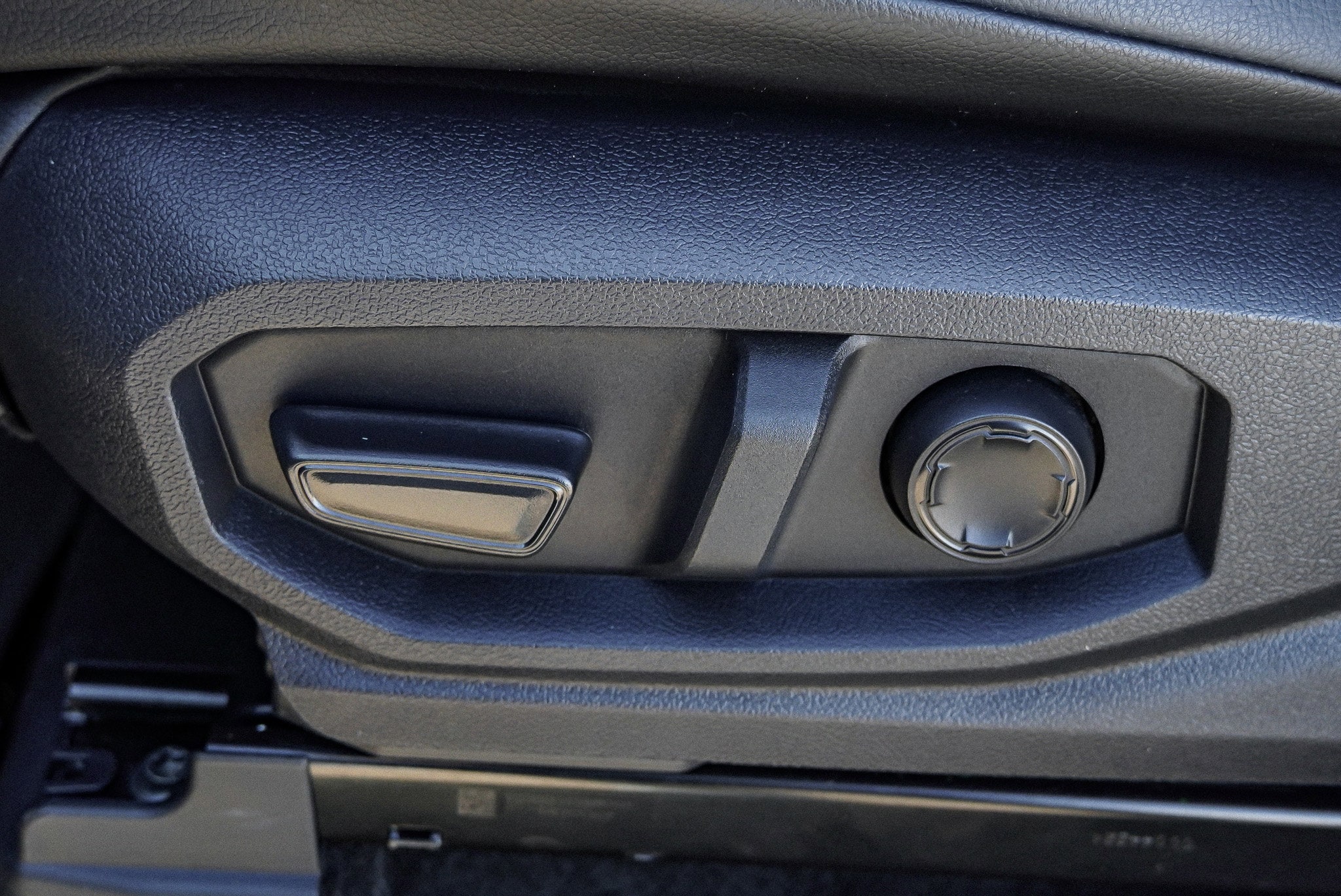 2025 Toyota Tacoma TRD Pro - Photo 17