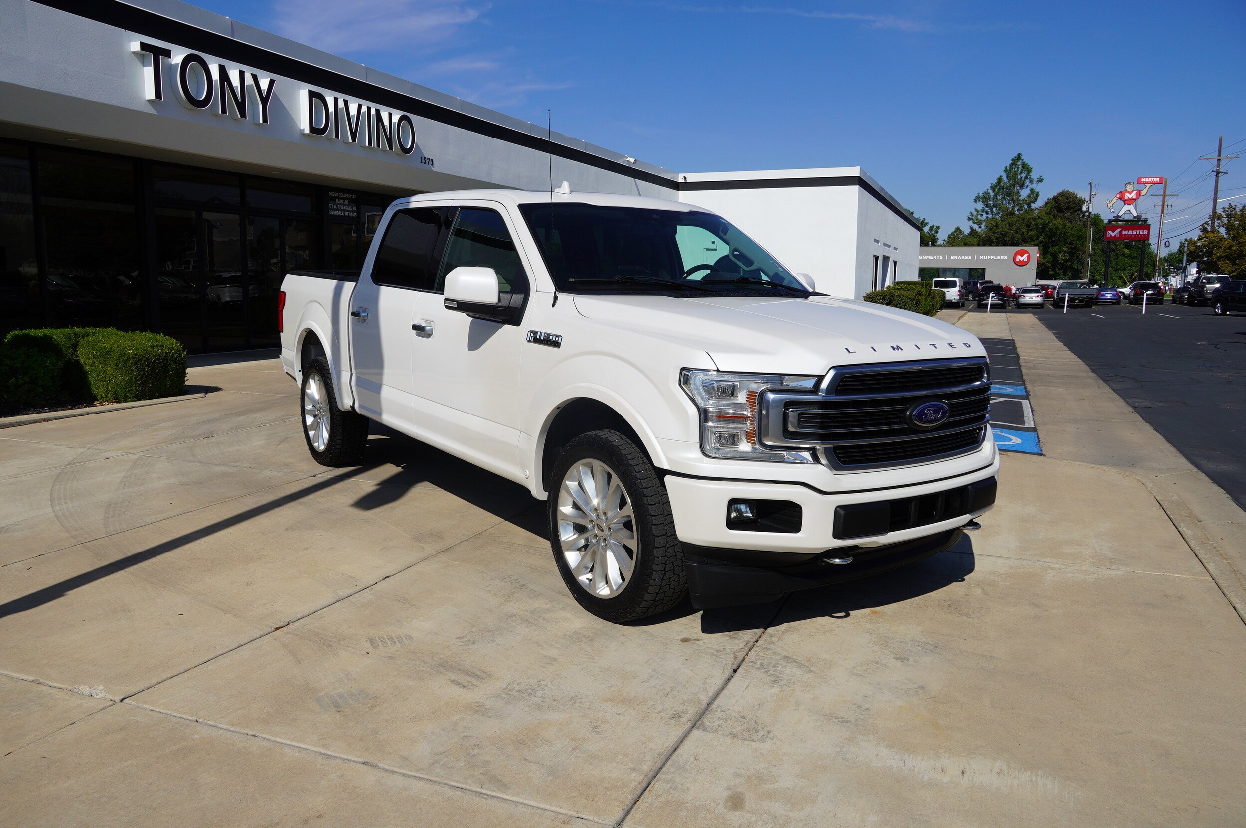 2019 Ford F-150 Limited photo 2