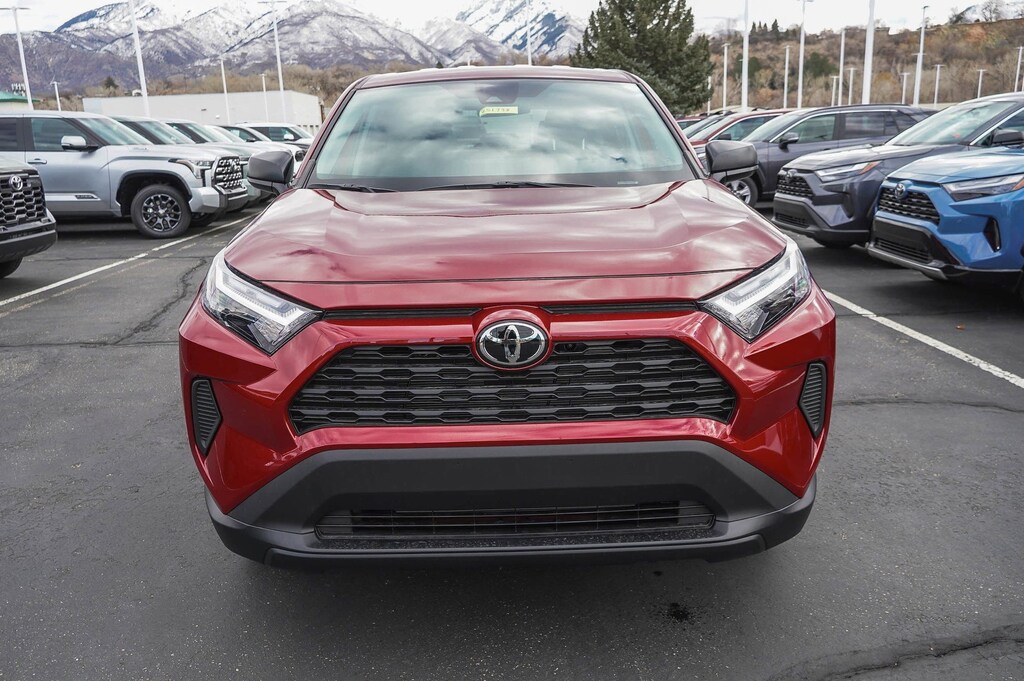 New 2025 Toyota RAV4 LE SUV