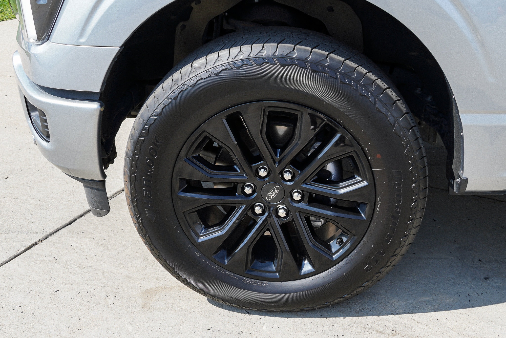 2025 Ford F-150 Lariat - Photo 12