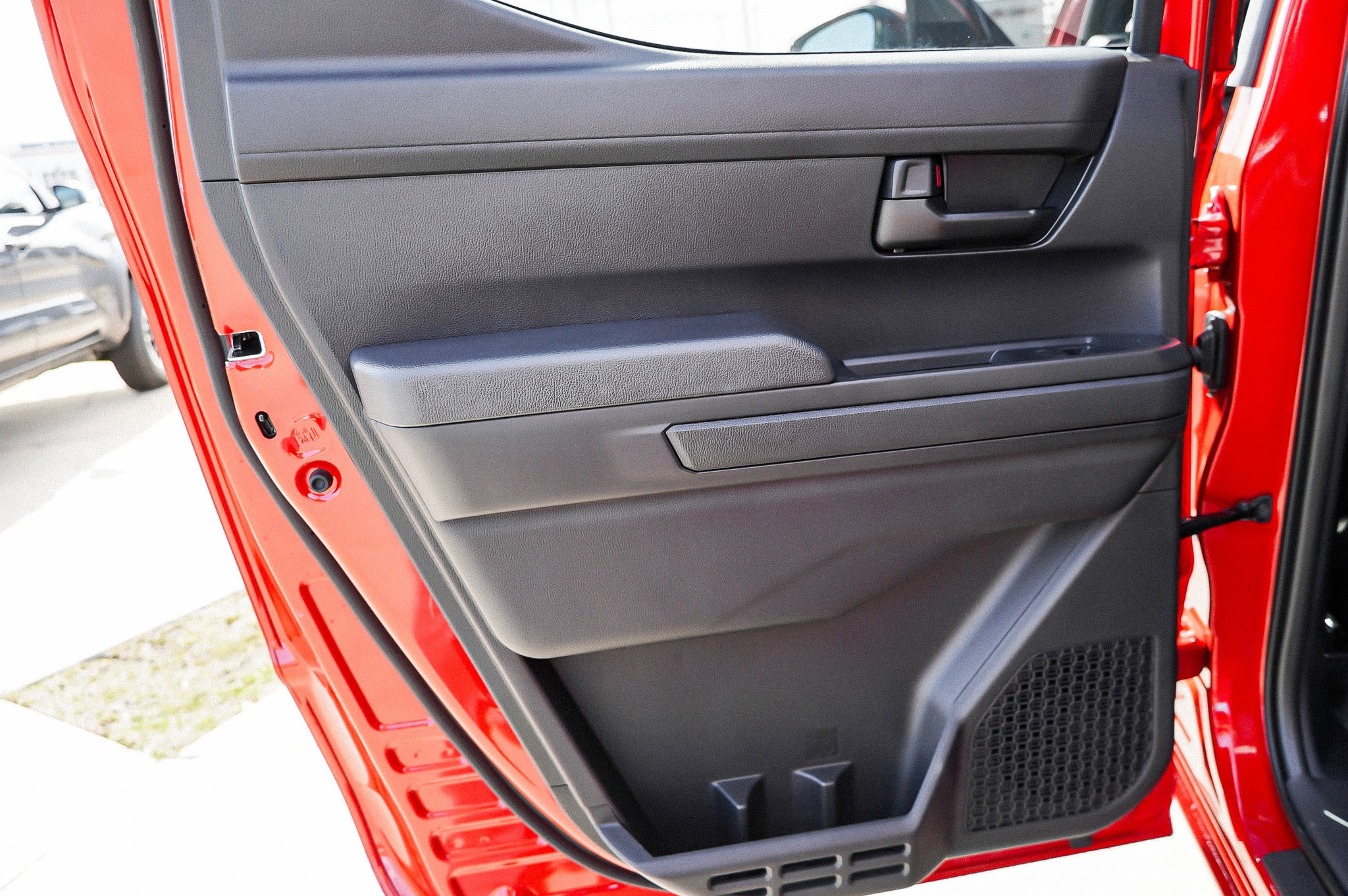 2026 Toyota Tacoma SR5 - Photo 23