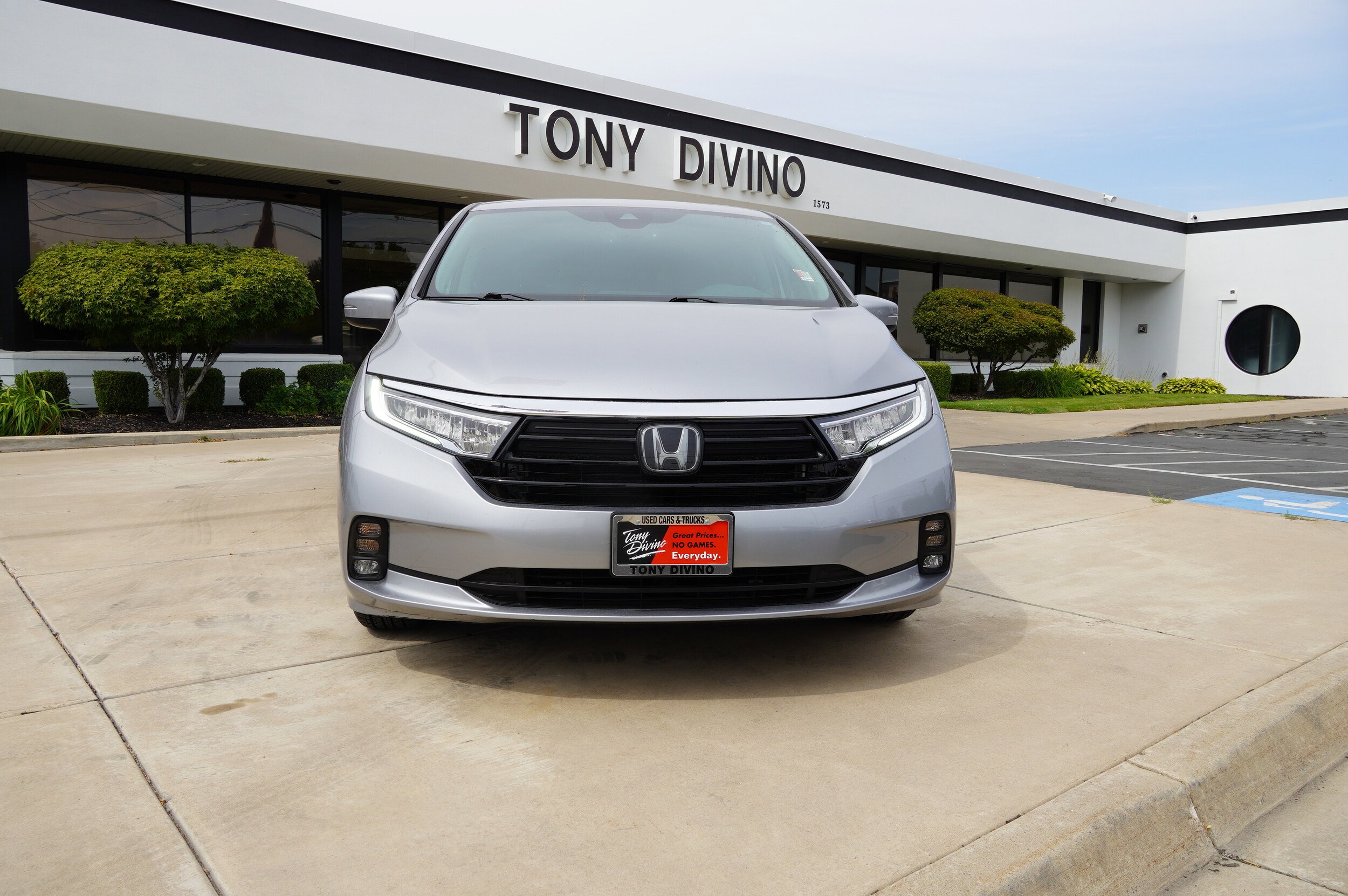 2024 Honda Odyssey EX-L photo 3