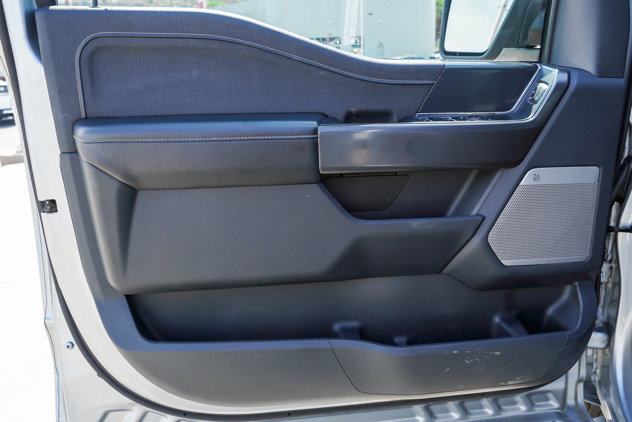 2025 Ford F-150 Lariat - Photo 21