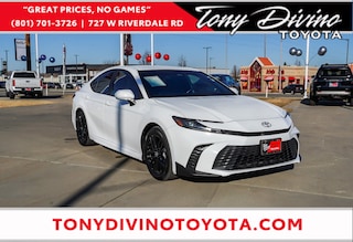 2025 Toyota Camry SE Sedan