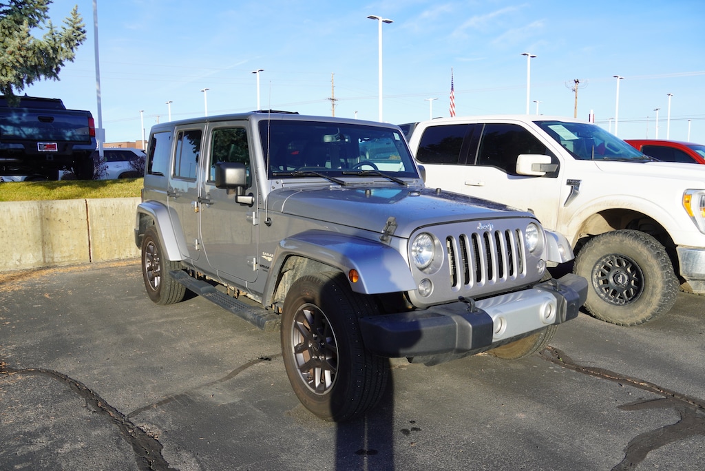 Used 2015 Jeep Wrangler Unlimited Sahara SUV
