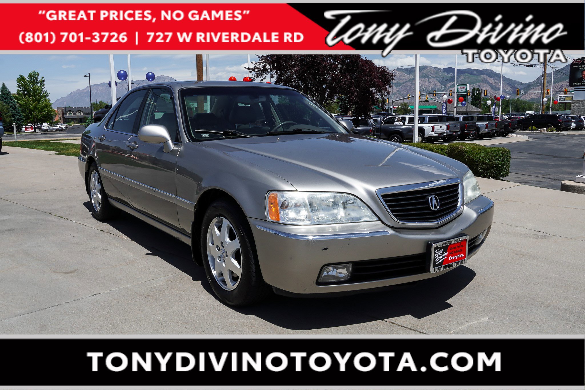 2002 Acura RL 3.5's photo