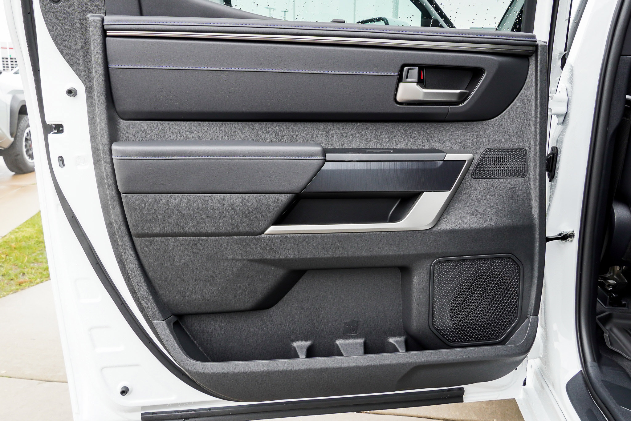 2026 Toyota Tundra Platinum - Photo 25