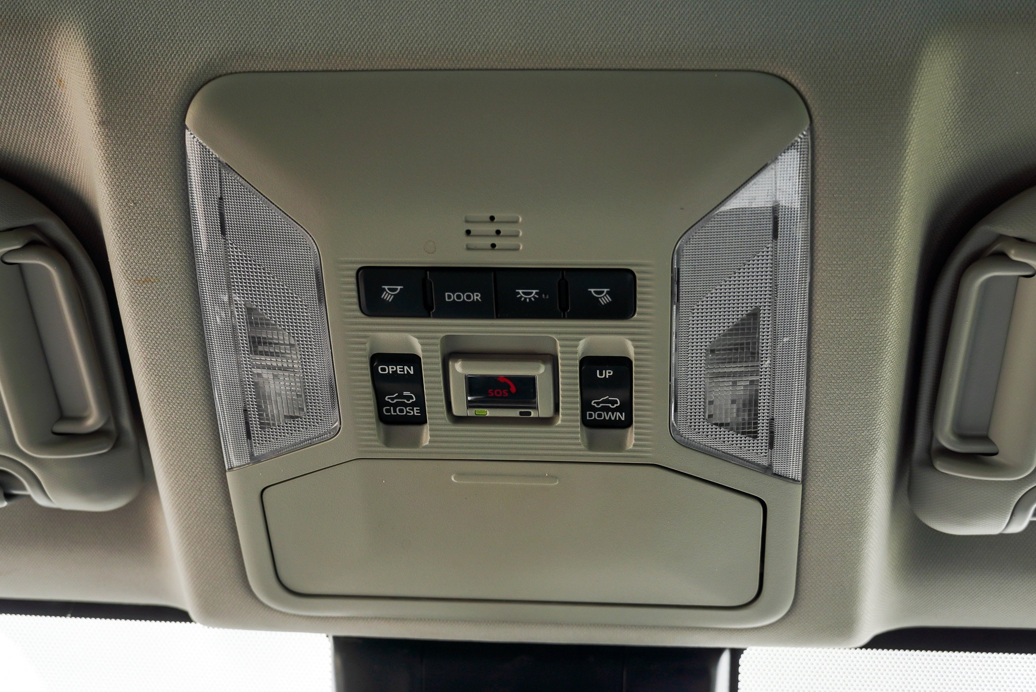 2023 Toyota RAV4 XLE - Photo 30