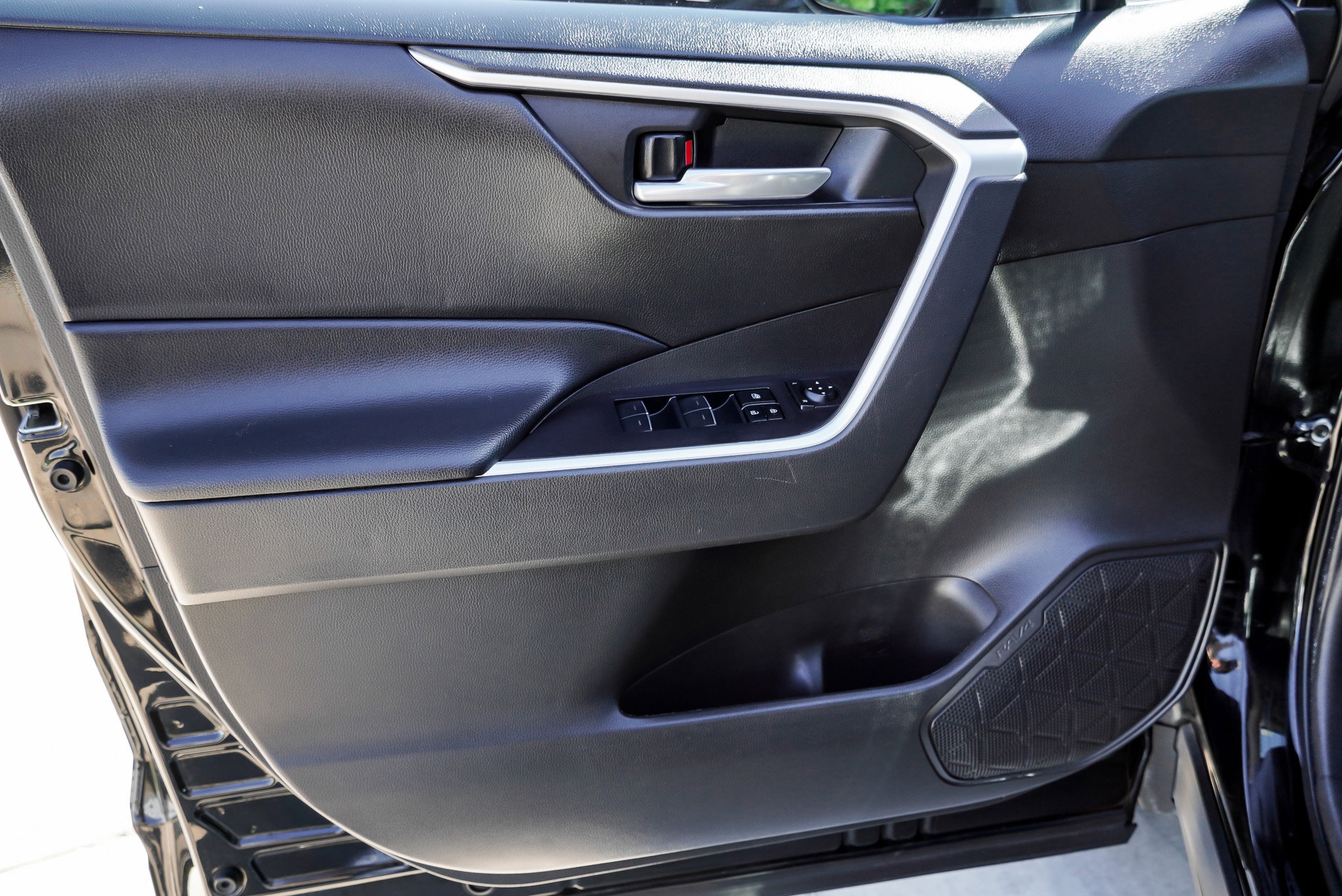 2024 Toyota RAV4 XLE Premium - Photo 20