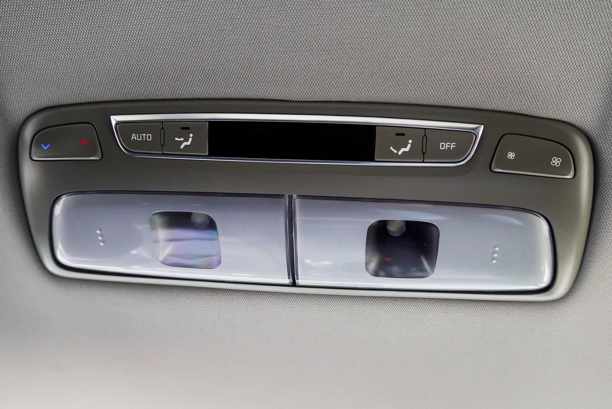 2025 Kia Telluride S - Photo 31