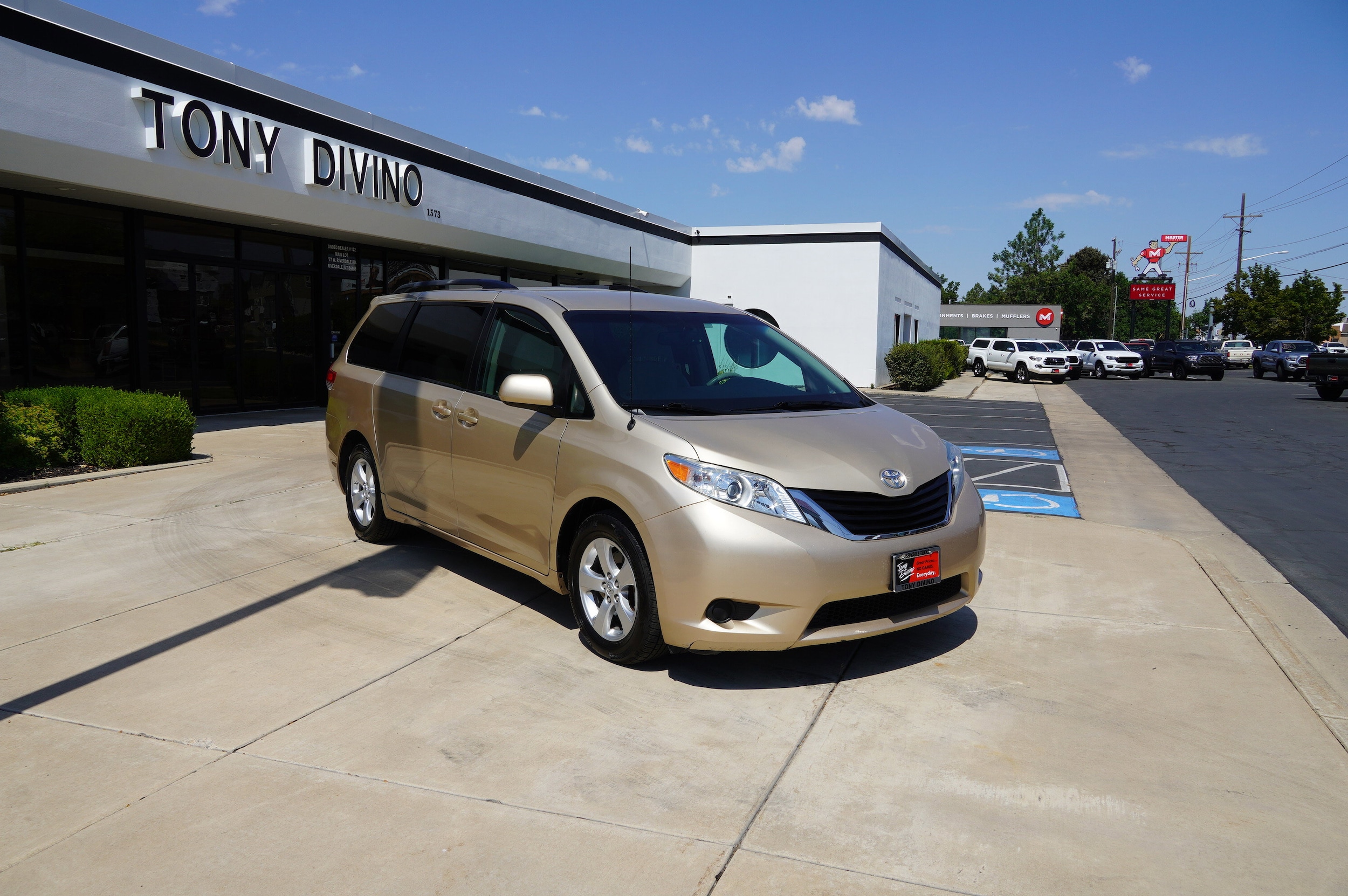 Used 2014 Toyota Sienna LE with VIN 5TDKK3DC8ES498137 for sale in Riverdale, UT