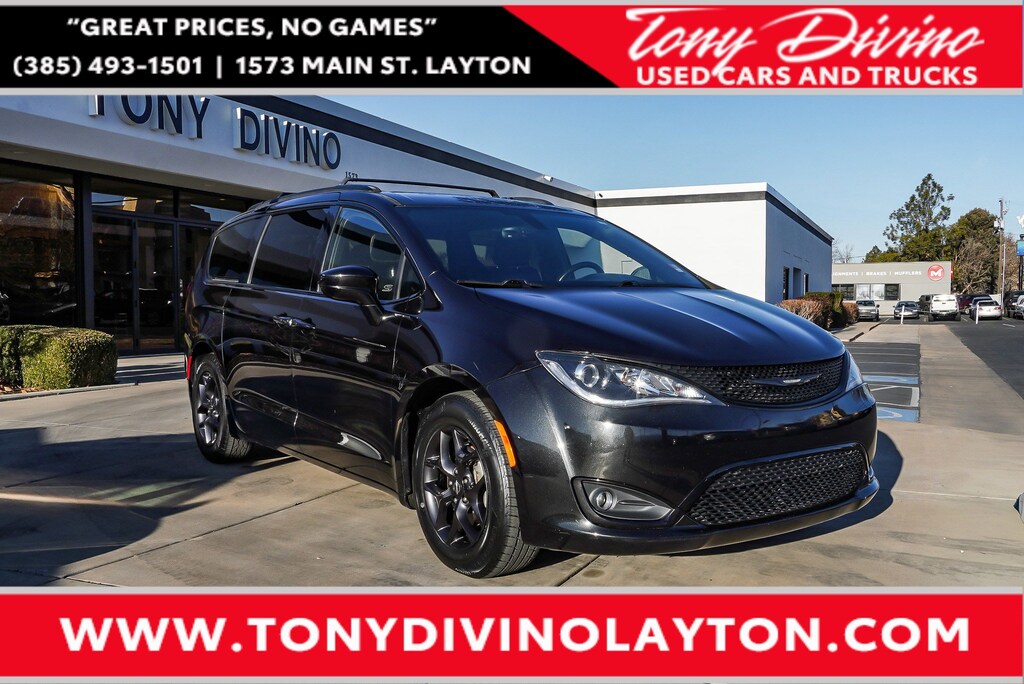 Used 2019 Chrysler Pacifica Touring L Van Passenger Van