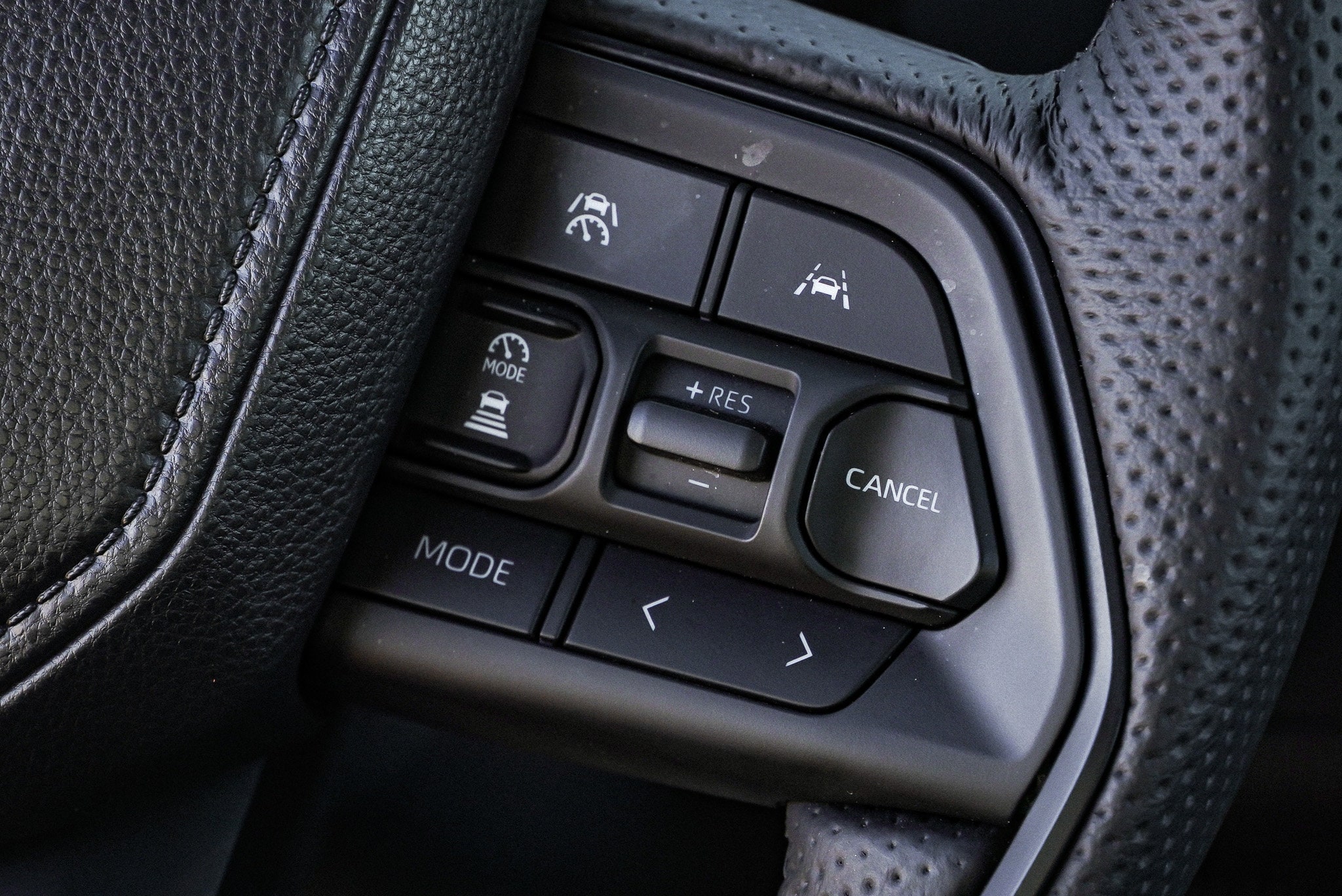 2025 Toyota Tacoma TRD Pro - Photo 35