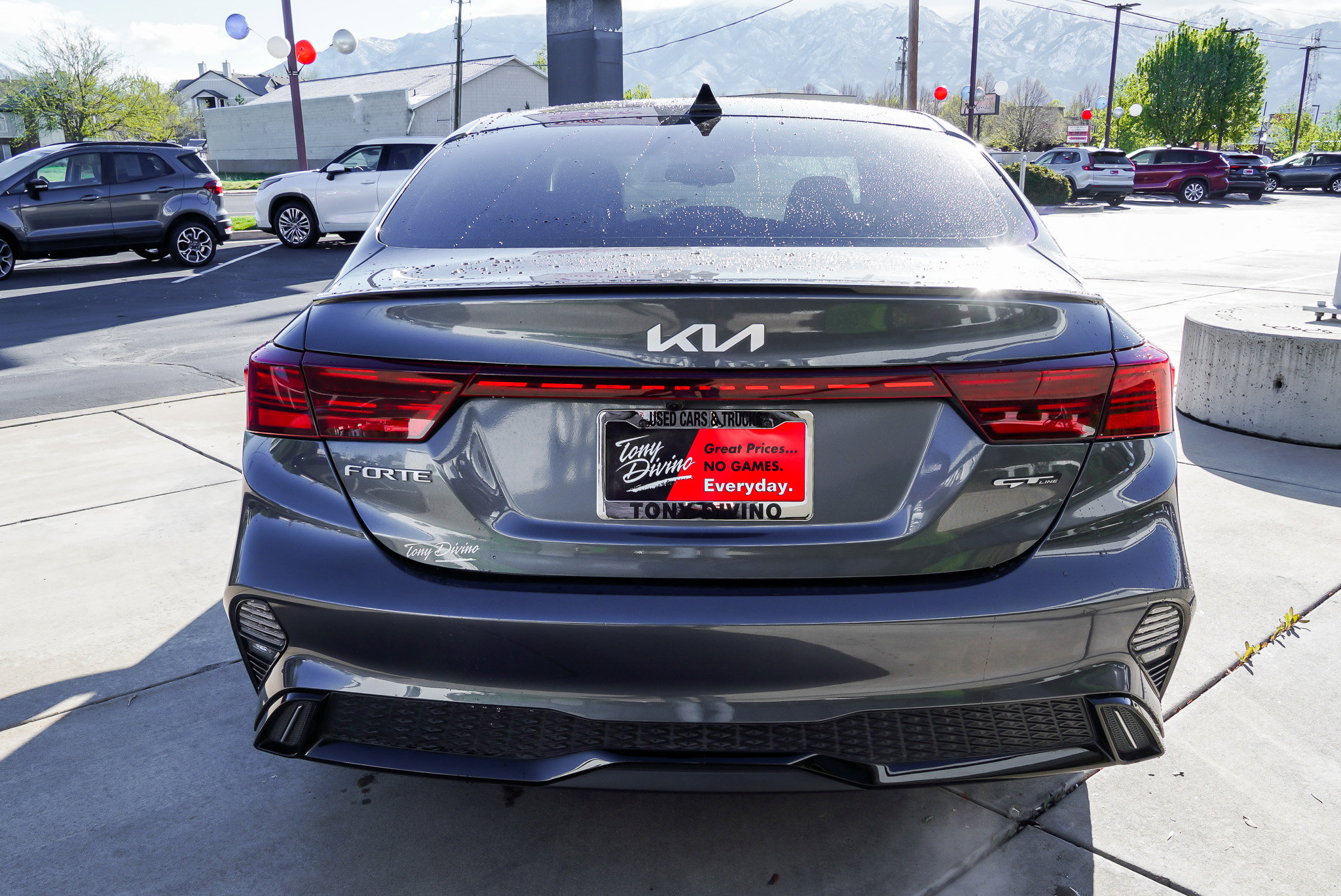 View vehicle photo 7