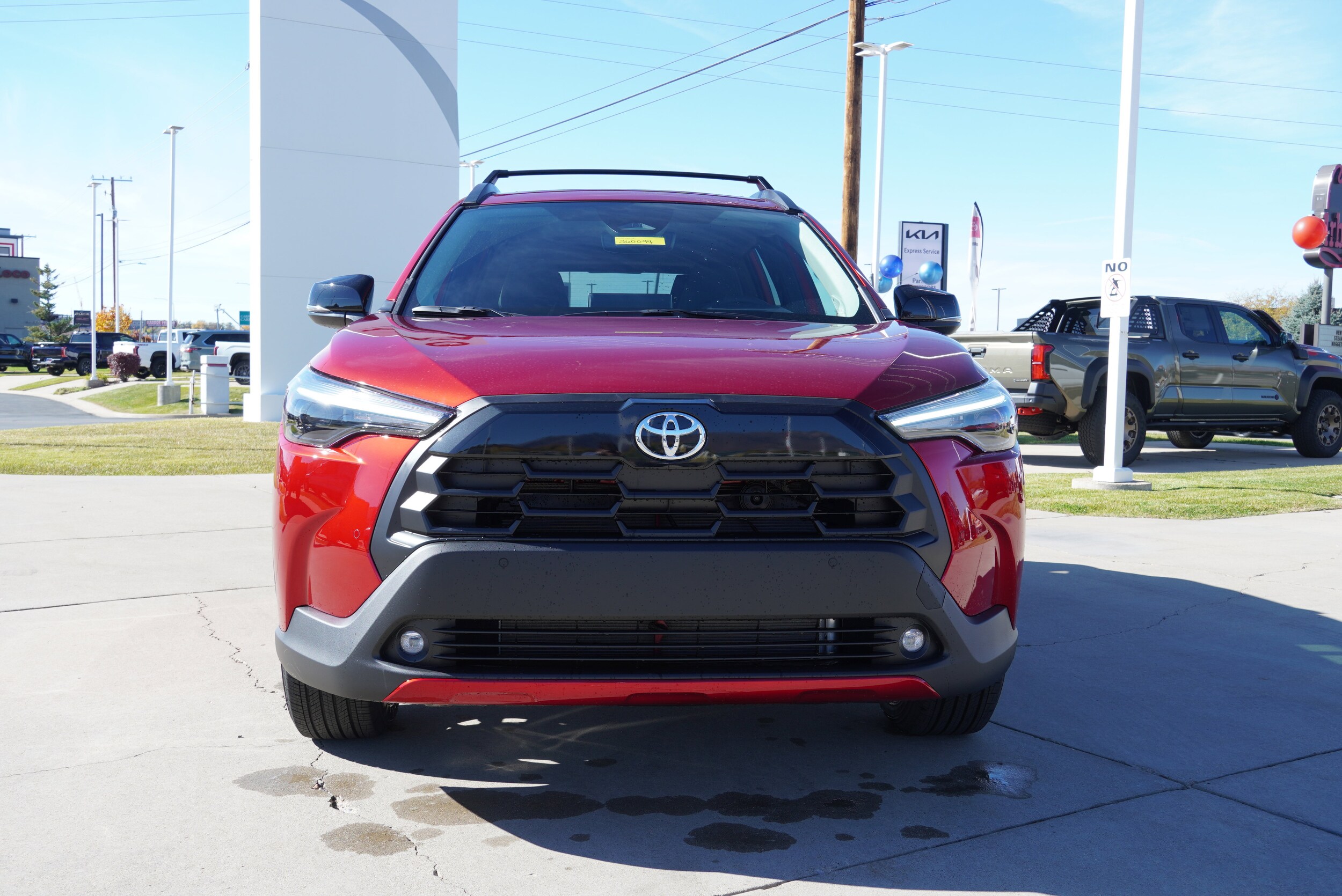 2026 Toyota Corolla Cross XLE photo 3