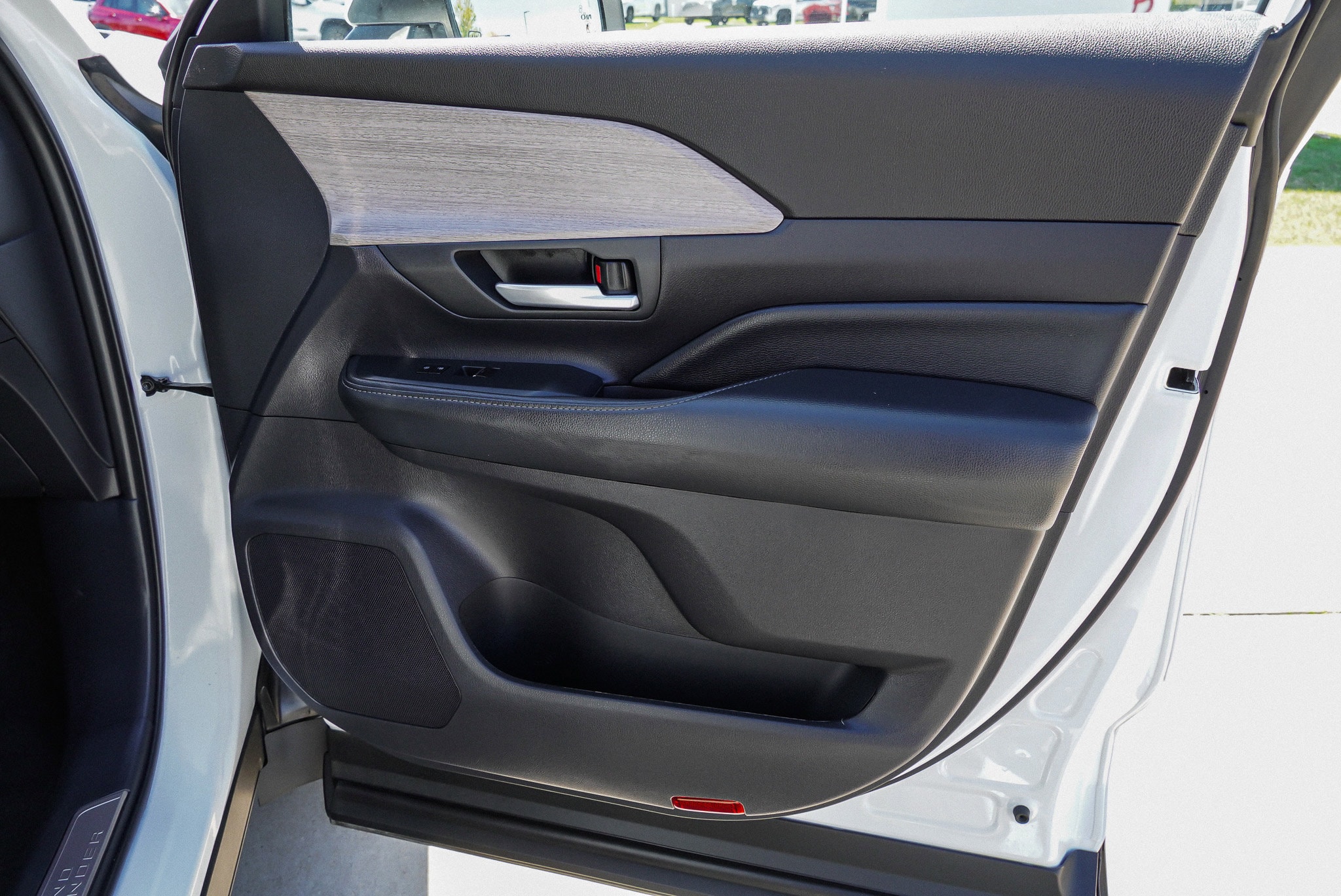 2025 Toyota Grand Highlander Platinum - Photo 31
