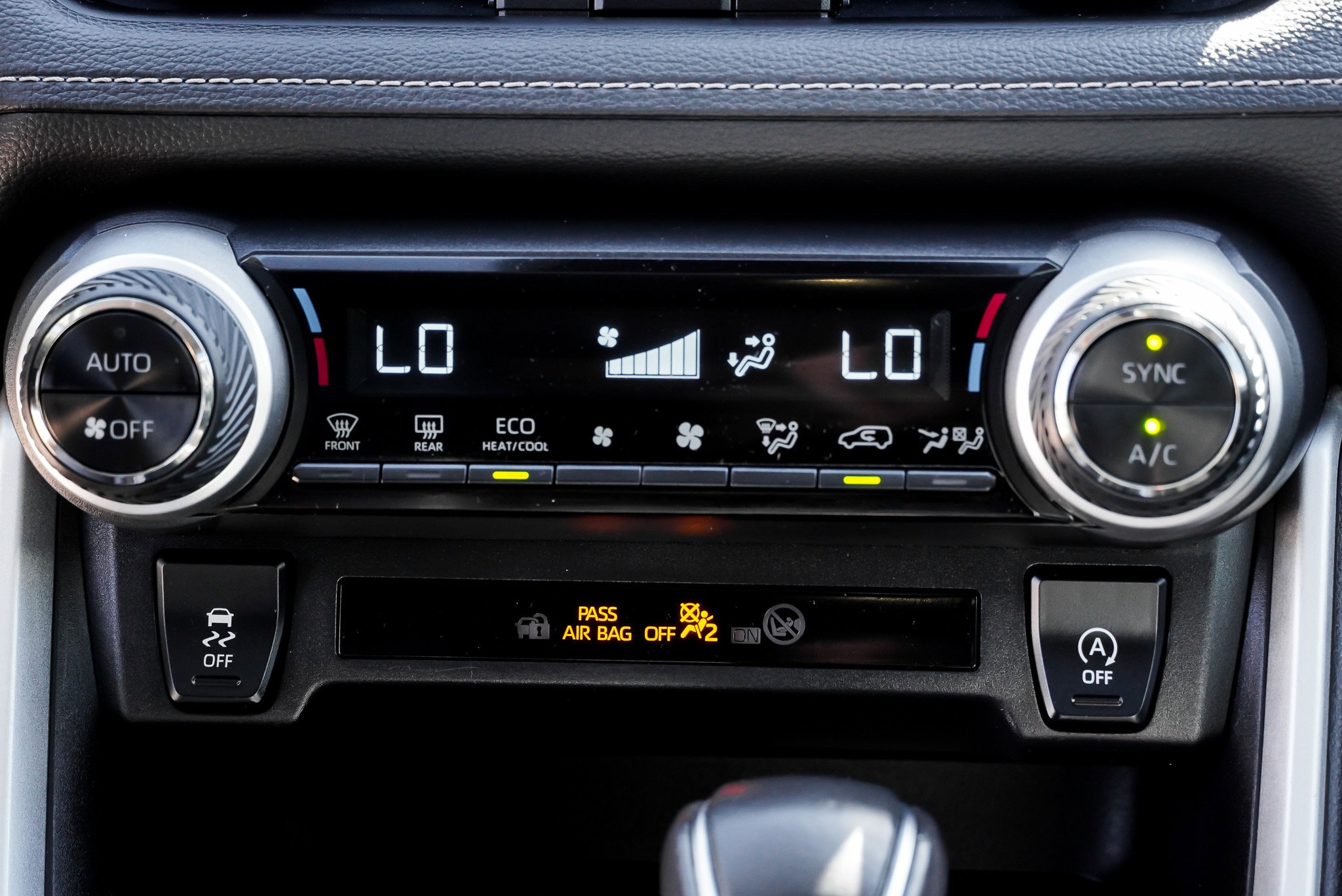 2024 Toyota RAV4 XLE Premium - Photo 36