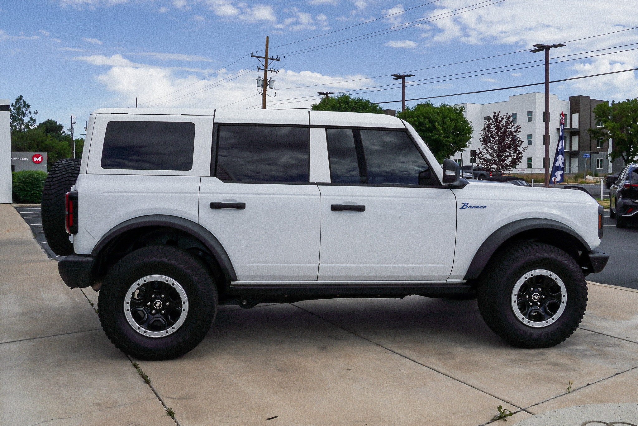 2024 Ford Bronco 4-Door Badlands - Photo 9