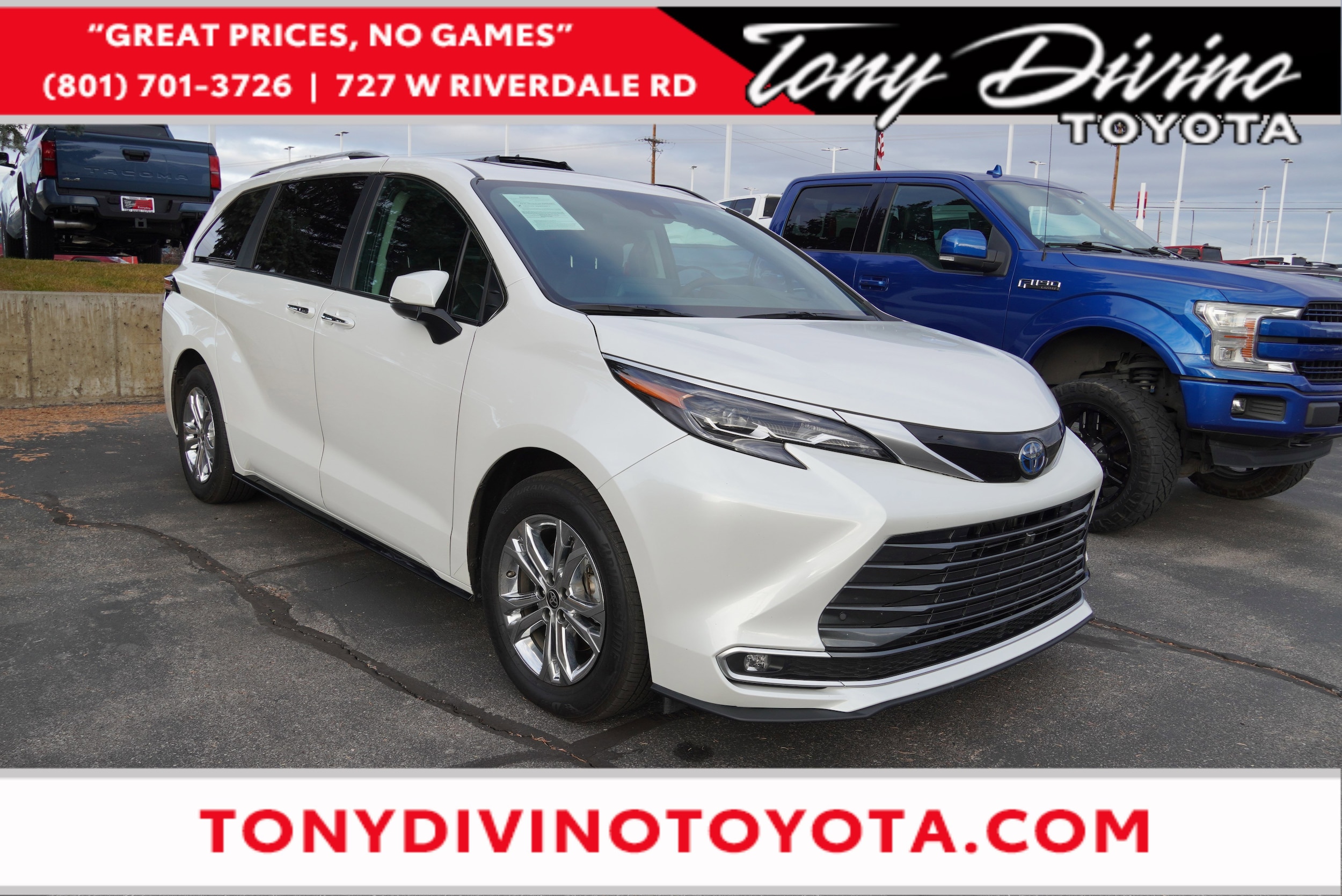 2024 Toyota Sienna Van Passenger Van 