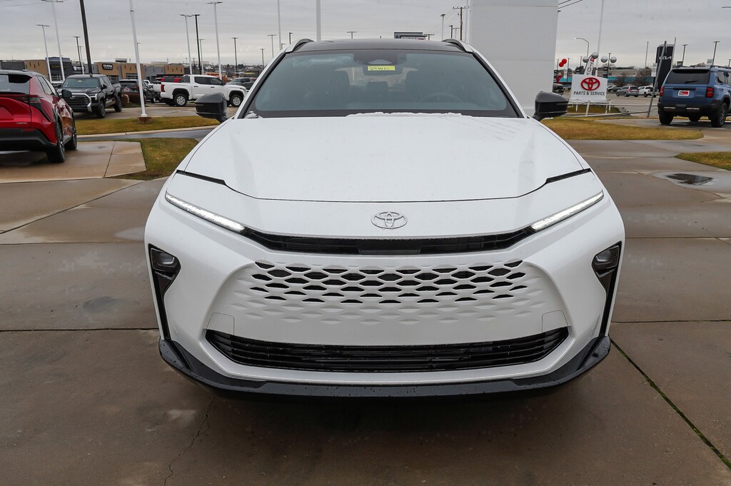 New 2025 Toyota Crown Signia Limited SUV