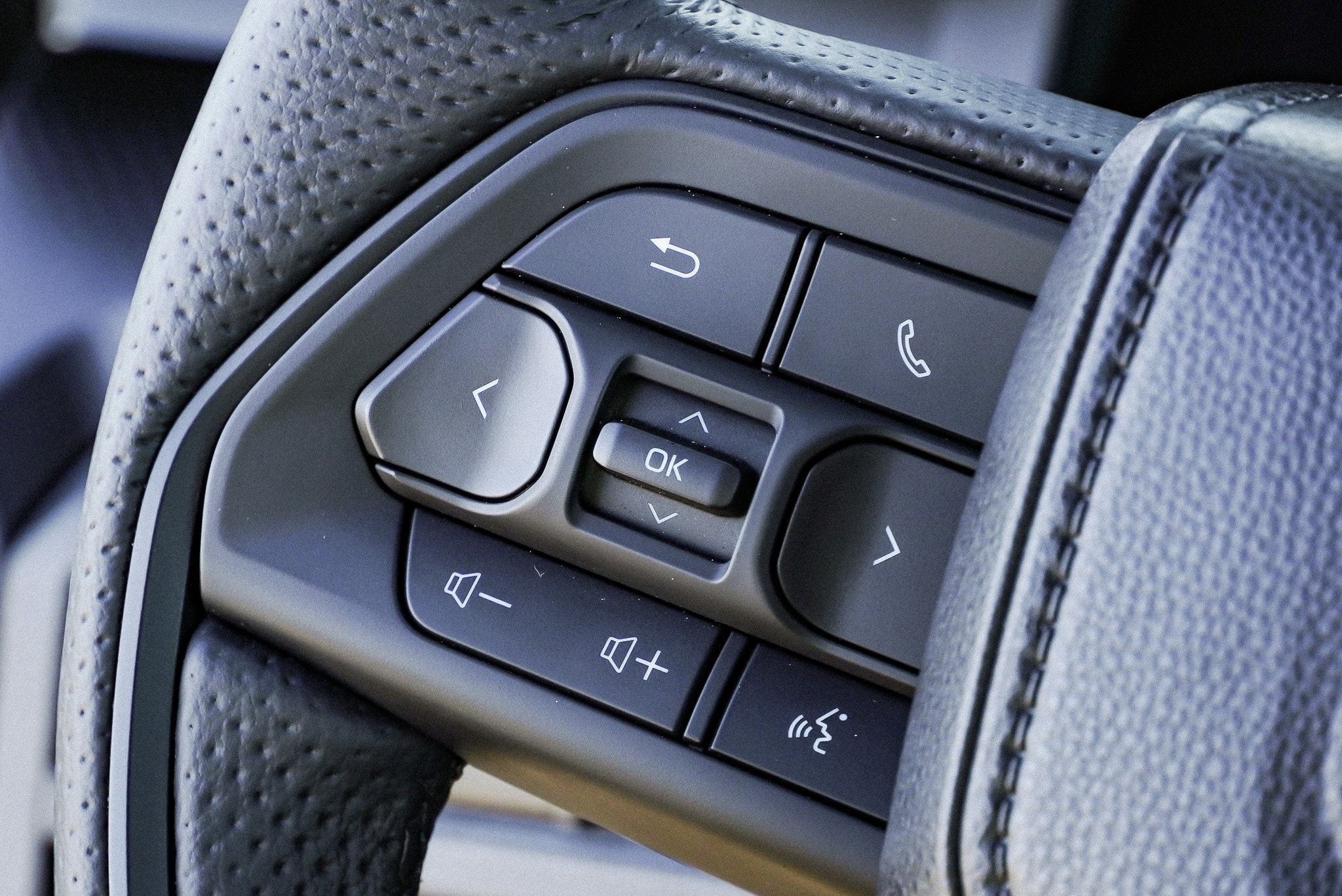 2025 Toyota Tacoma TRD Pro - Photo 34