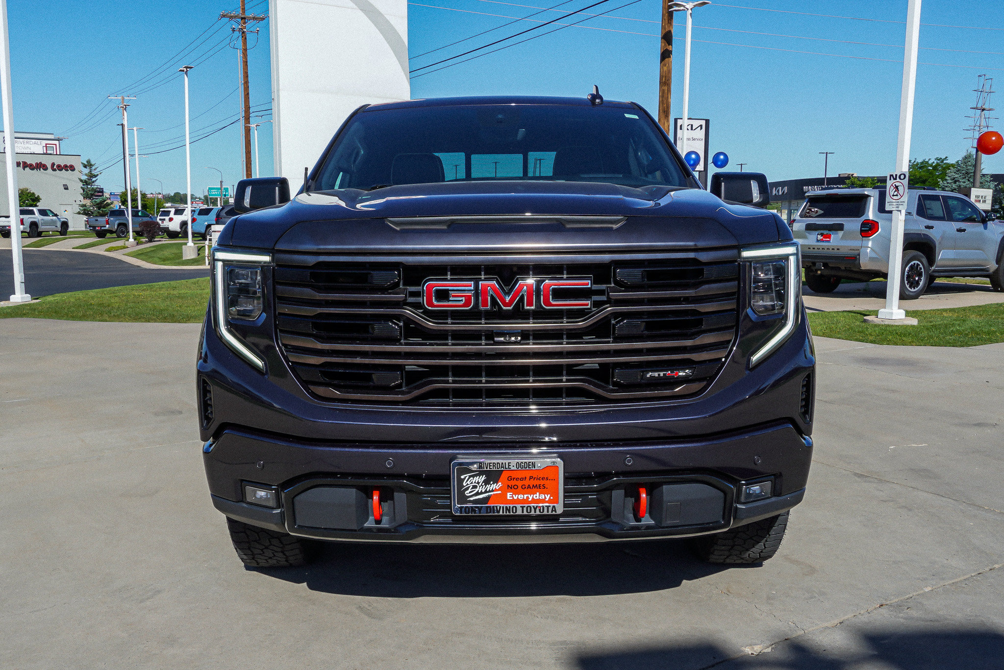 2022 GMC Sierra 1500 AT4X - Photo 3