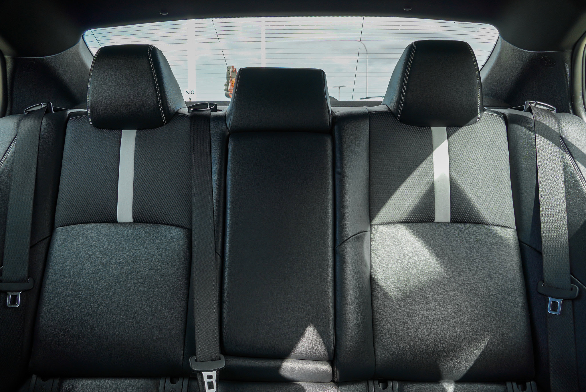 2025 Toyota Camry SE - Photo 22