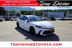 2025 Toyota Camry SE Sedan