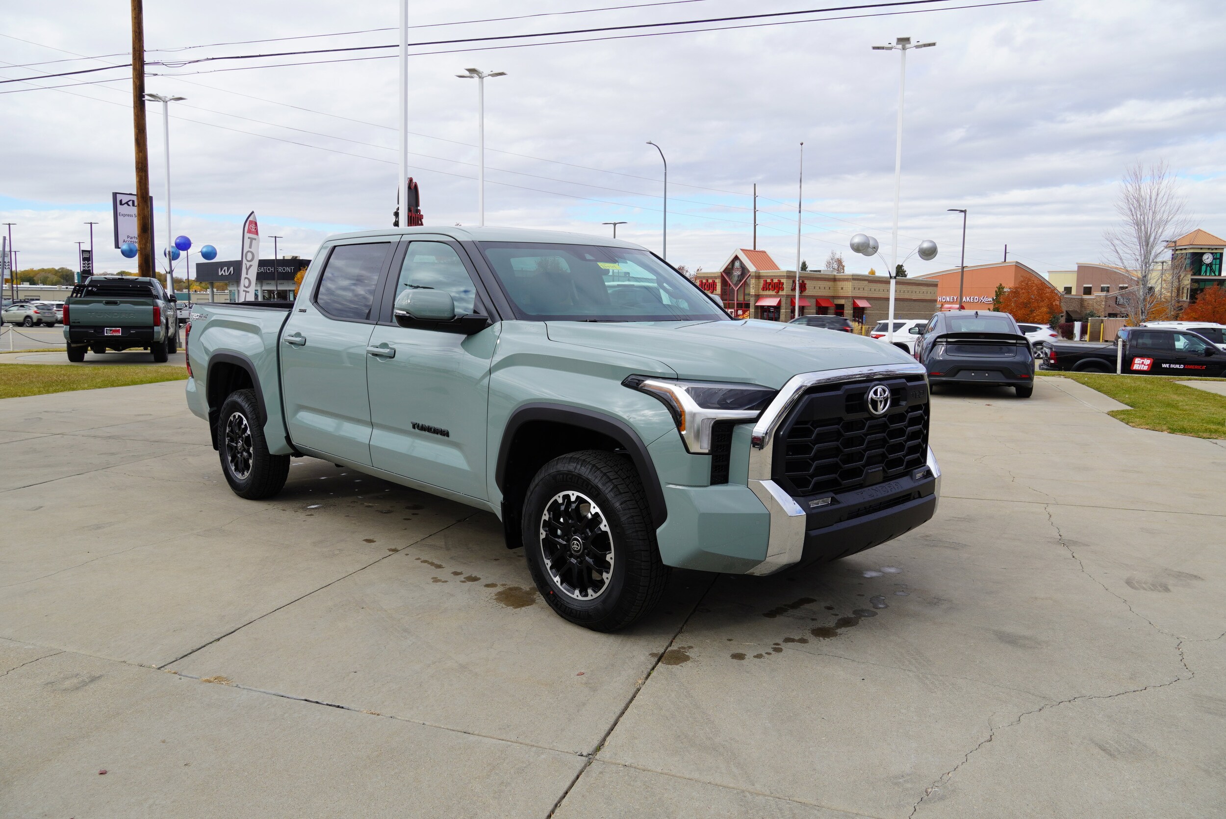 2026 Toyota Tundra SR5 CrewMax photo 2
