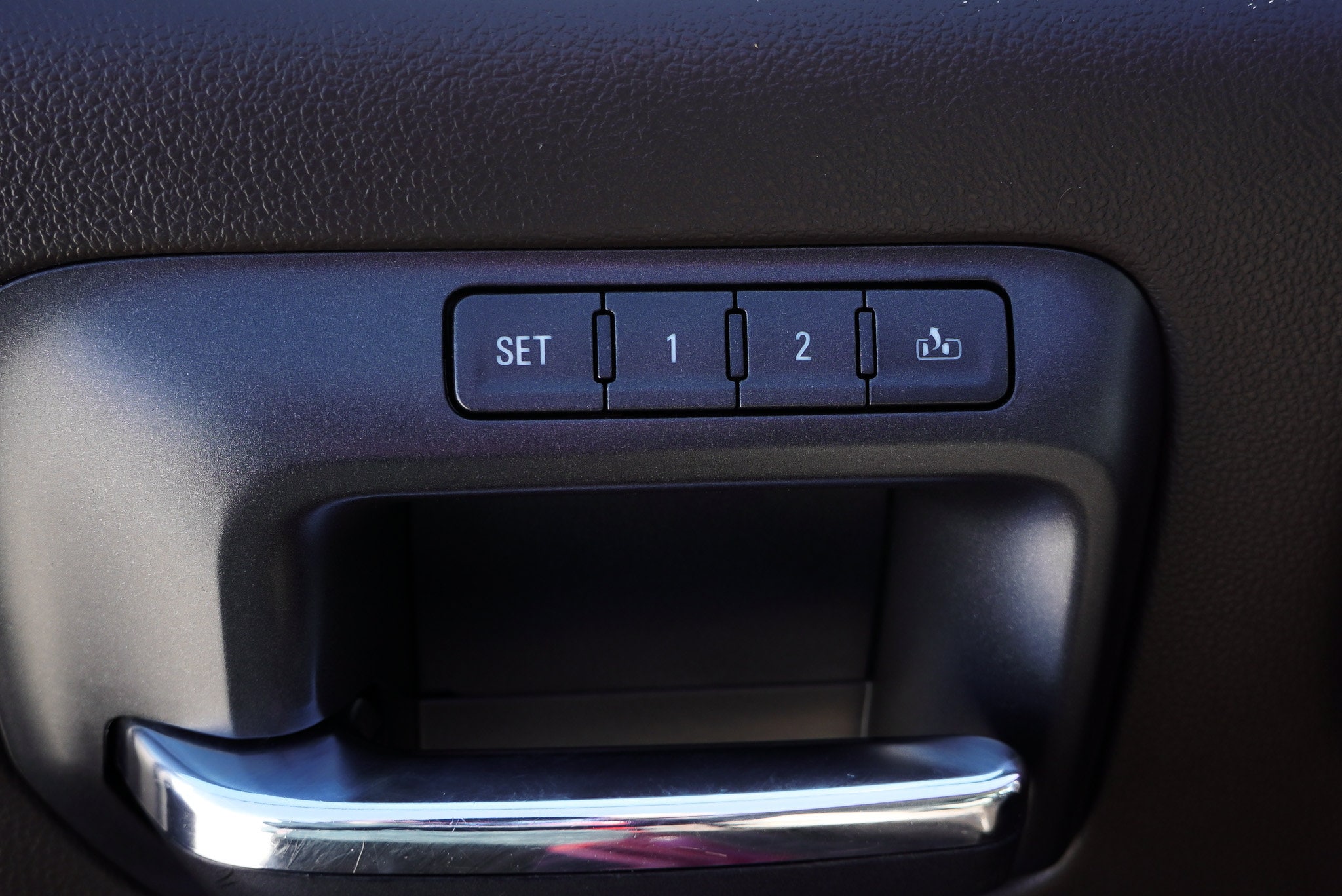 2018 GMC Sierra 1500 SLT - Photo 19