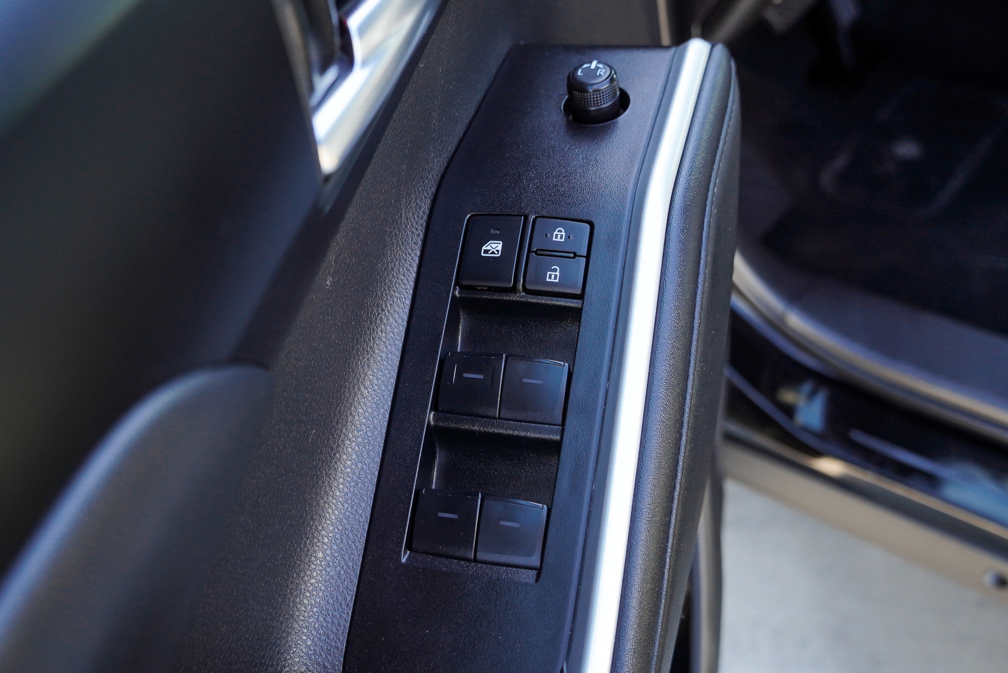 2025 Toyota Highlander XSE - Photo 19