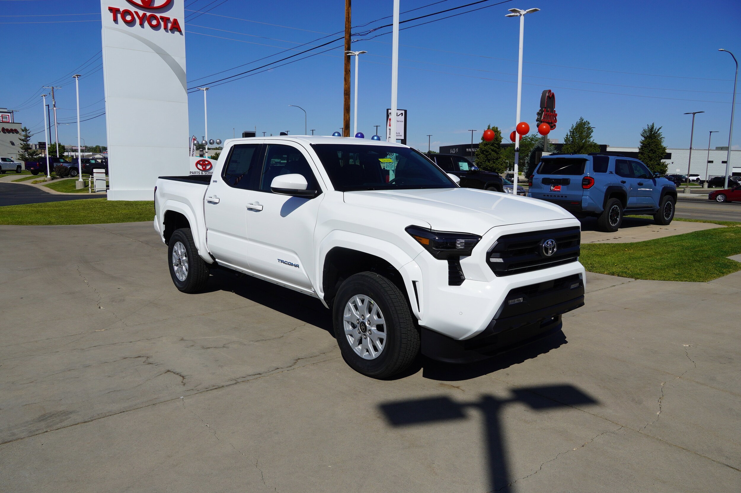 2025 Toyota Tacoma SR5 photo 2