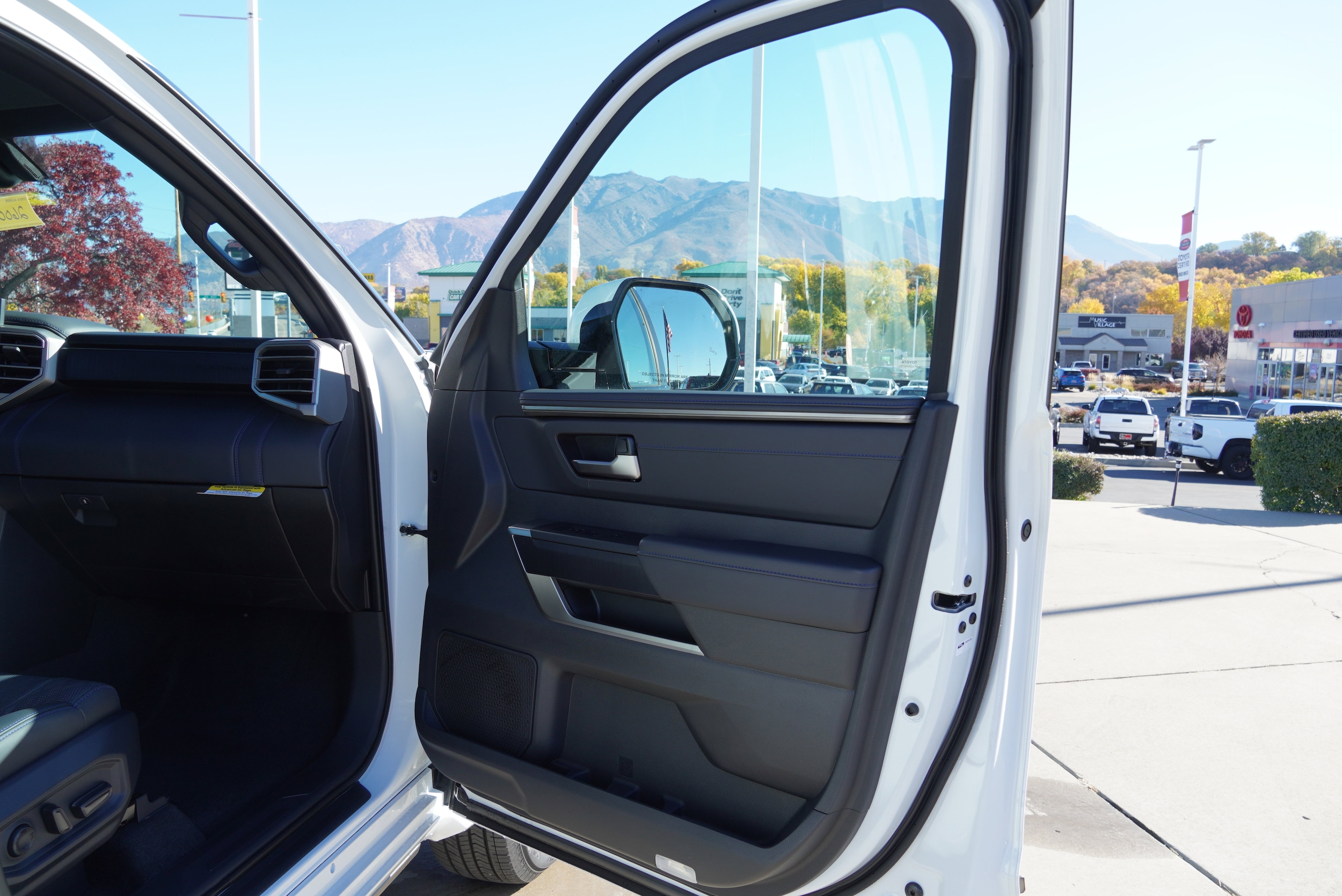 2026 Toyota Tundra Platinum - Photo 24