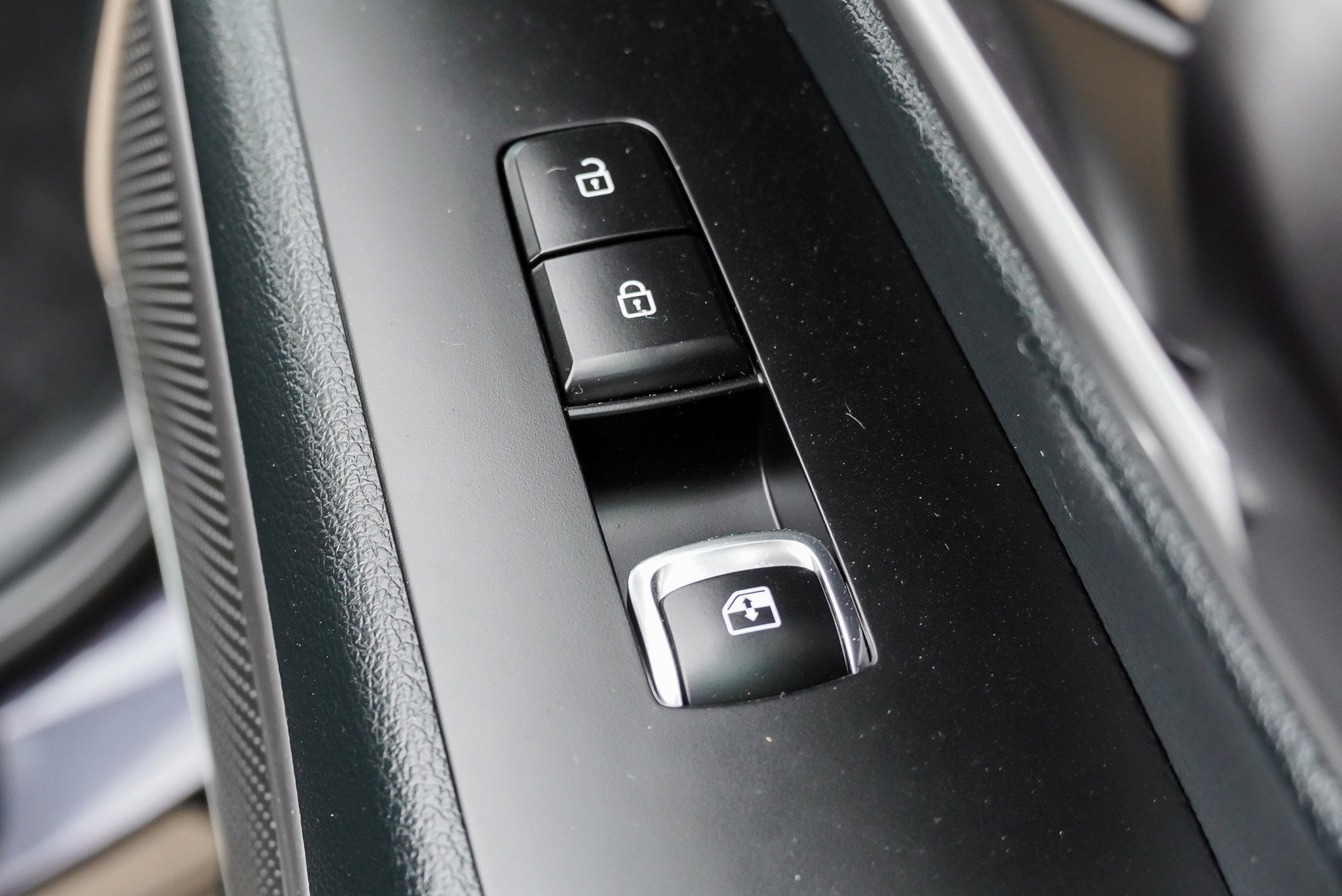 2025 Kia Telluride S - Photo 28