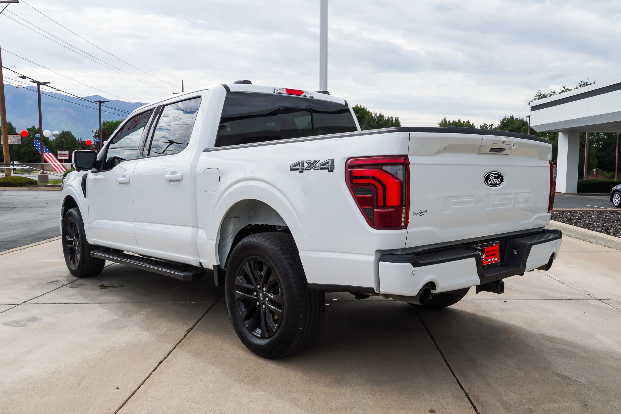 2025 Ford F-150 Lariat - Photo 6